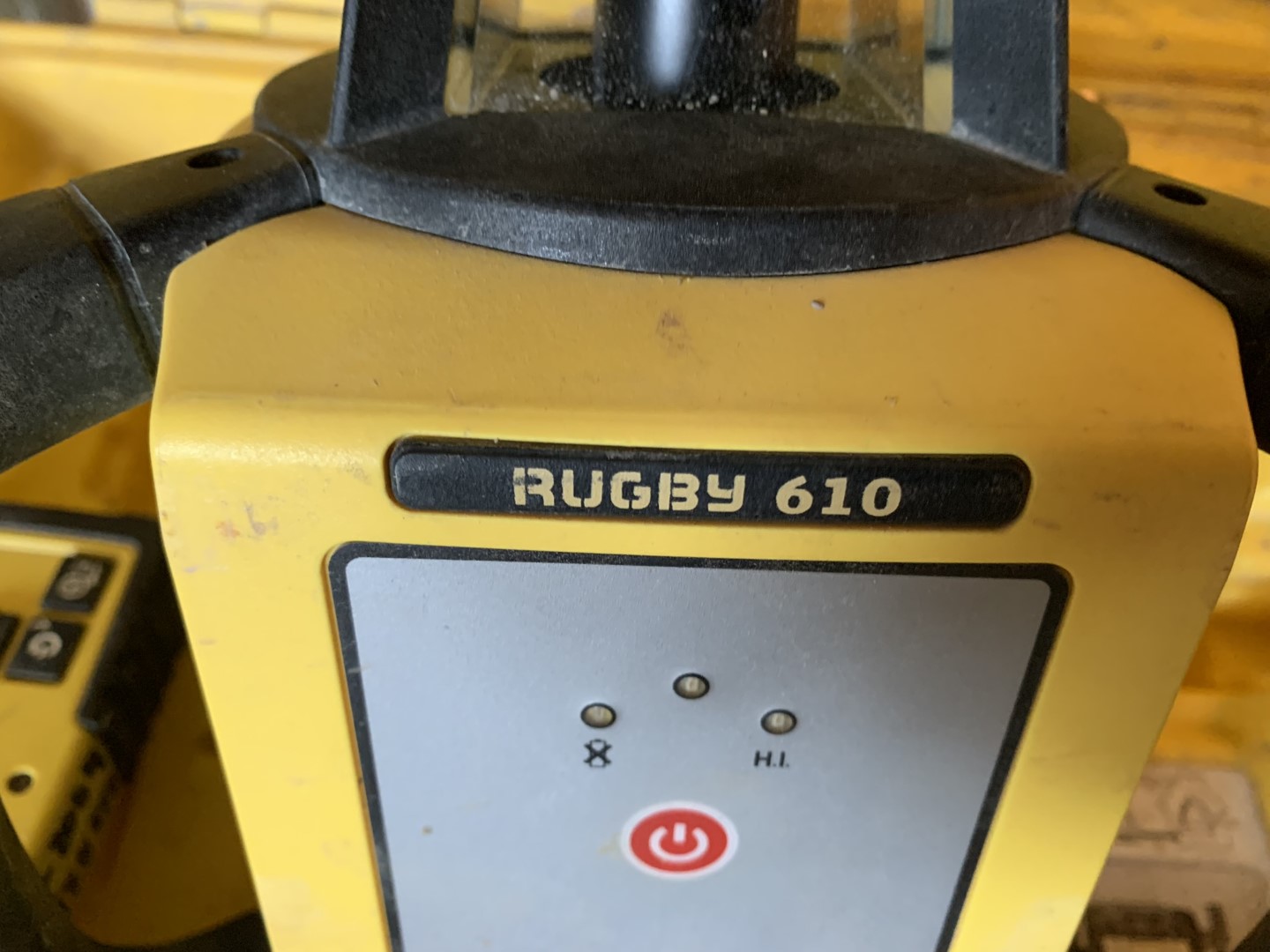 Car DC Adapter For Leica Rugby 600 Series 610 620 640 670 680 Auto