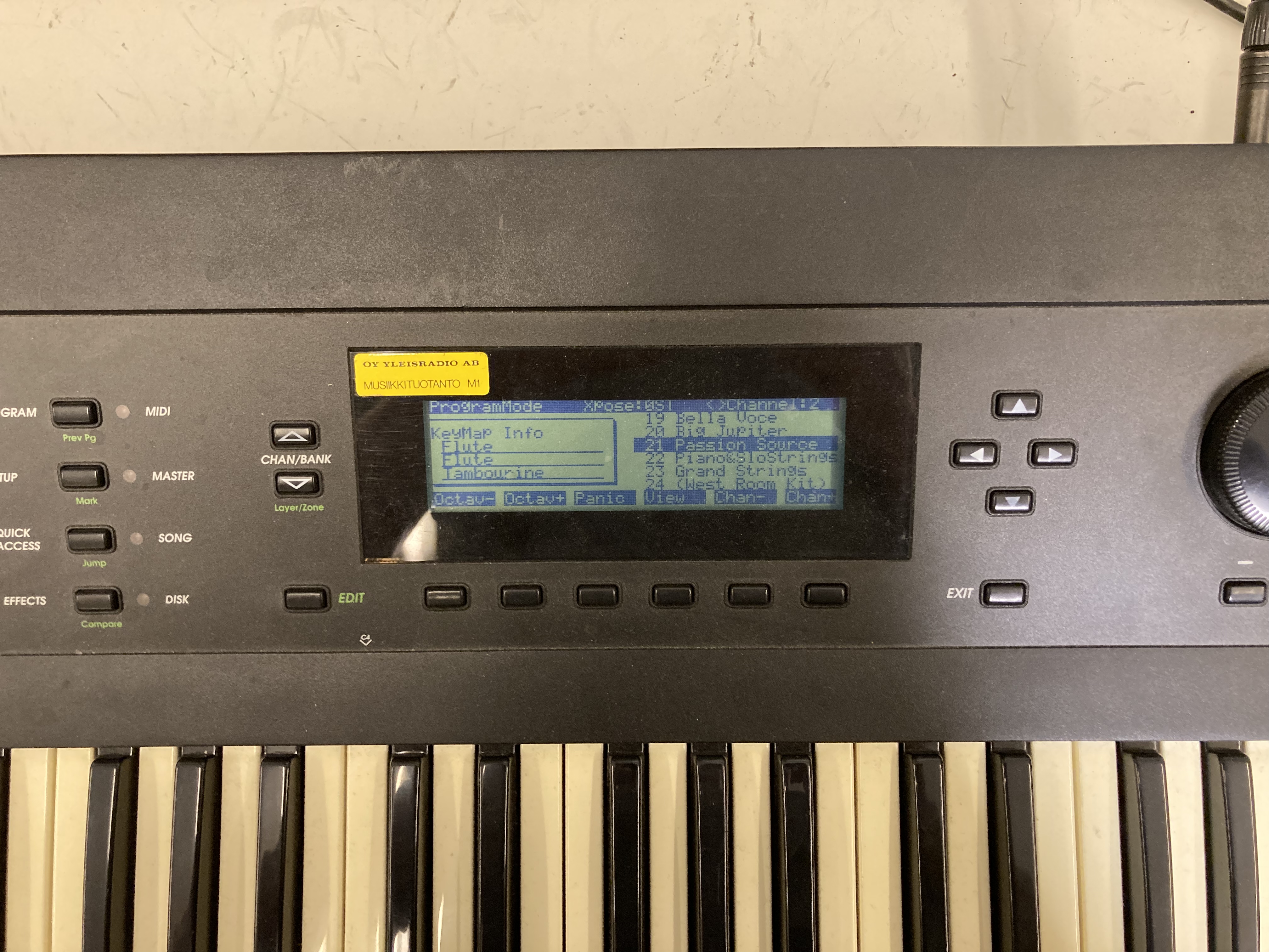 KURZWEIL K2000 シンセサイザー Kurzweil K2000 | Vintage Synth Explorer