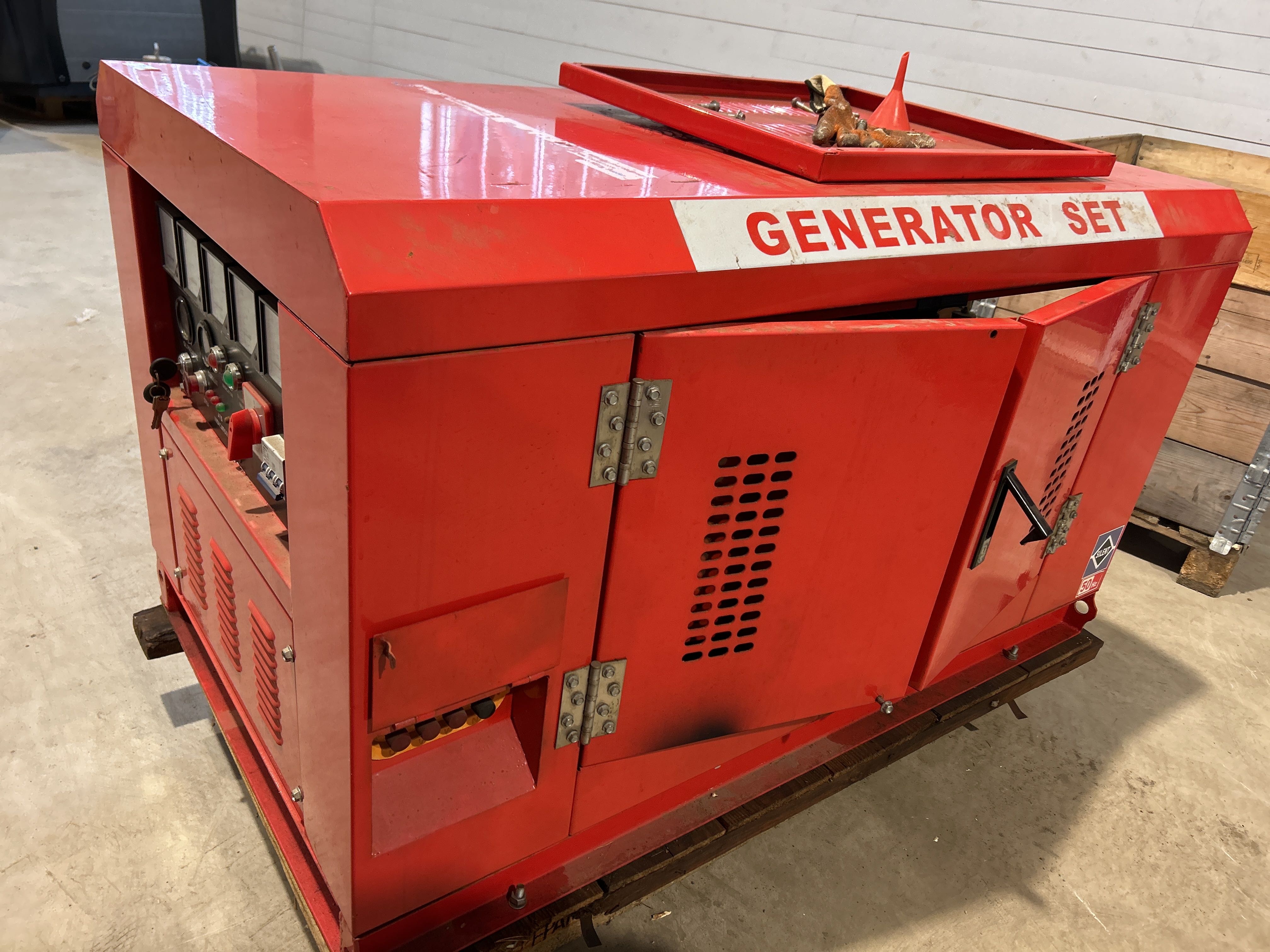 Diesel generator Jinfeng GF3-5 -2006 - PS Auction - We value the