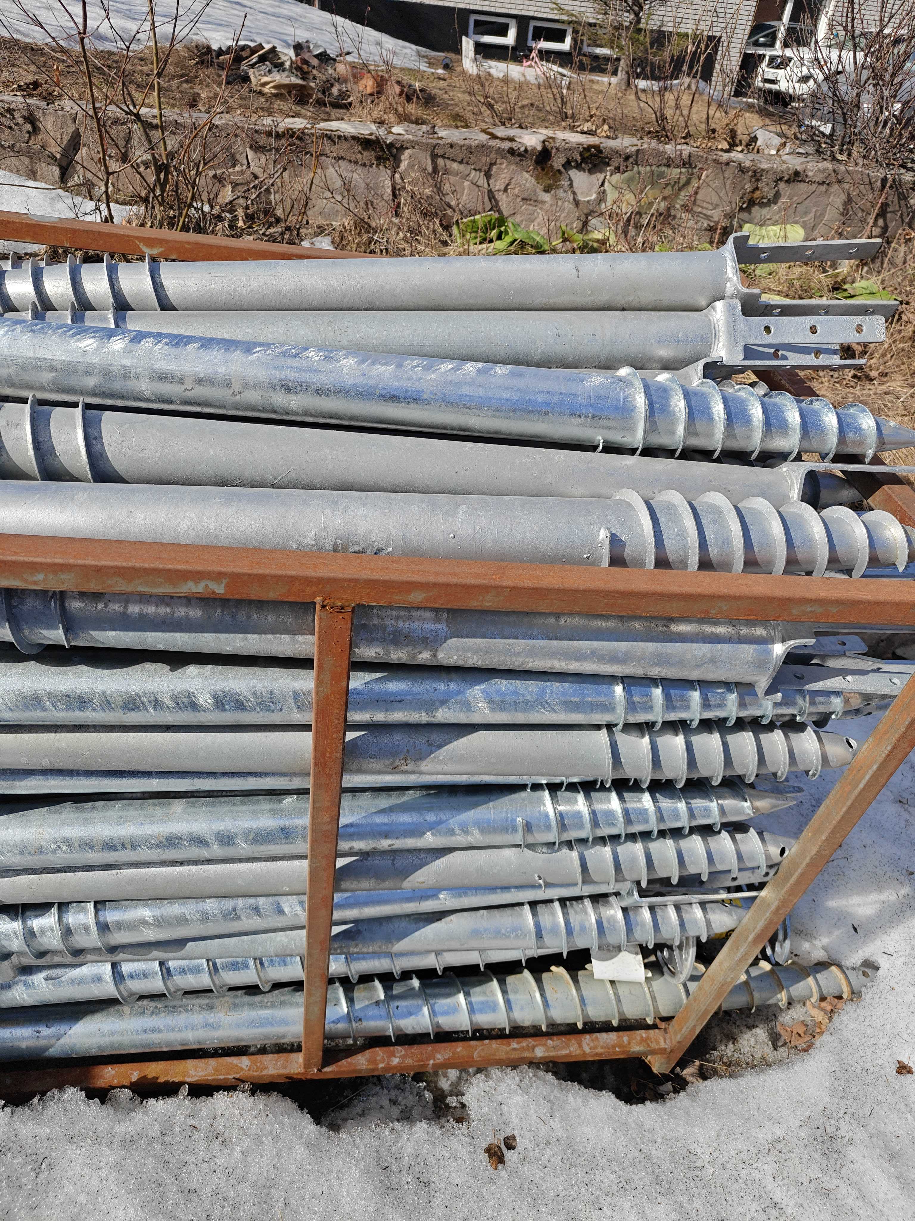 Lot with ground screw - PS Auction - We value the future - Largest in ...