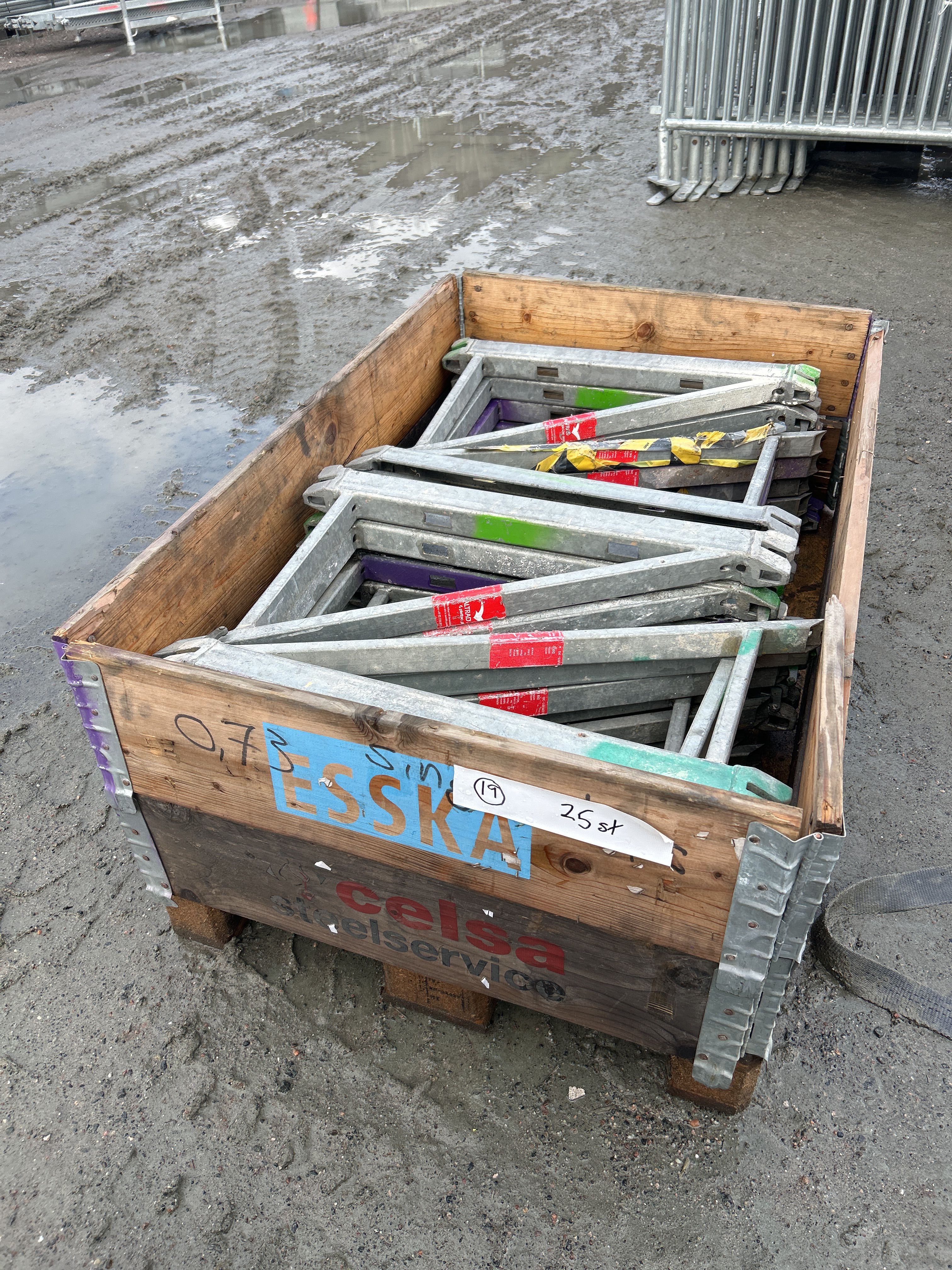 Brackets 25 pcs - 0.73 m - PS Auction - We value the future - Largest ...