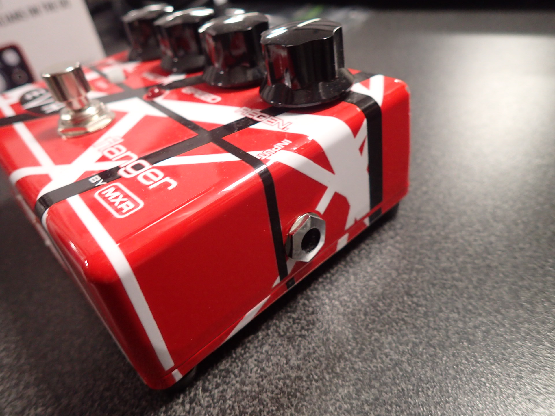 ギター MXR EVH-117SE flanger 35th Anniversary Dunlop EVH117SE MXR Eddie Van Halen Flanger 35th Anniversary
