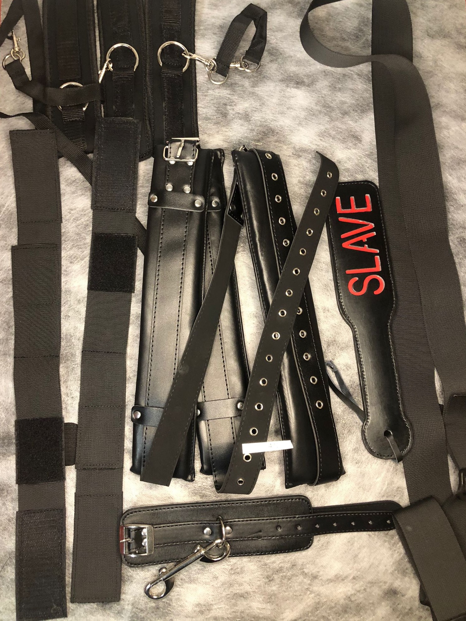 Ari Bondage Set