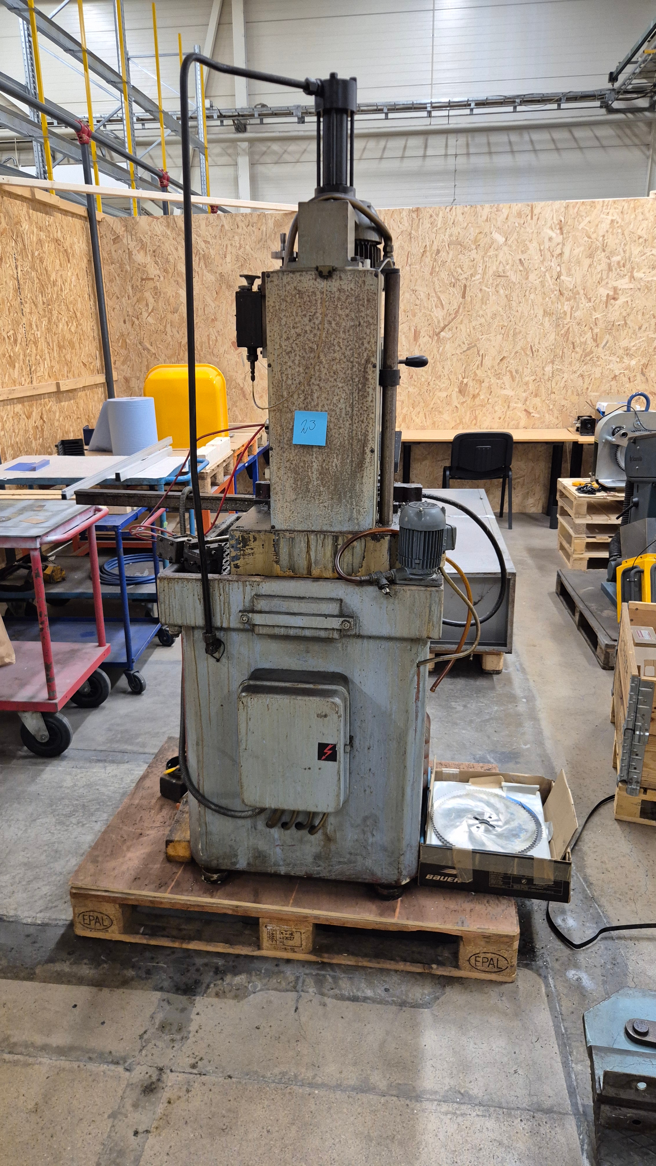 Machine Zenus Sawing machine Zeus Machine - PS Auction - We value the future ...