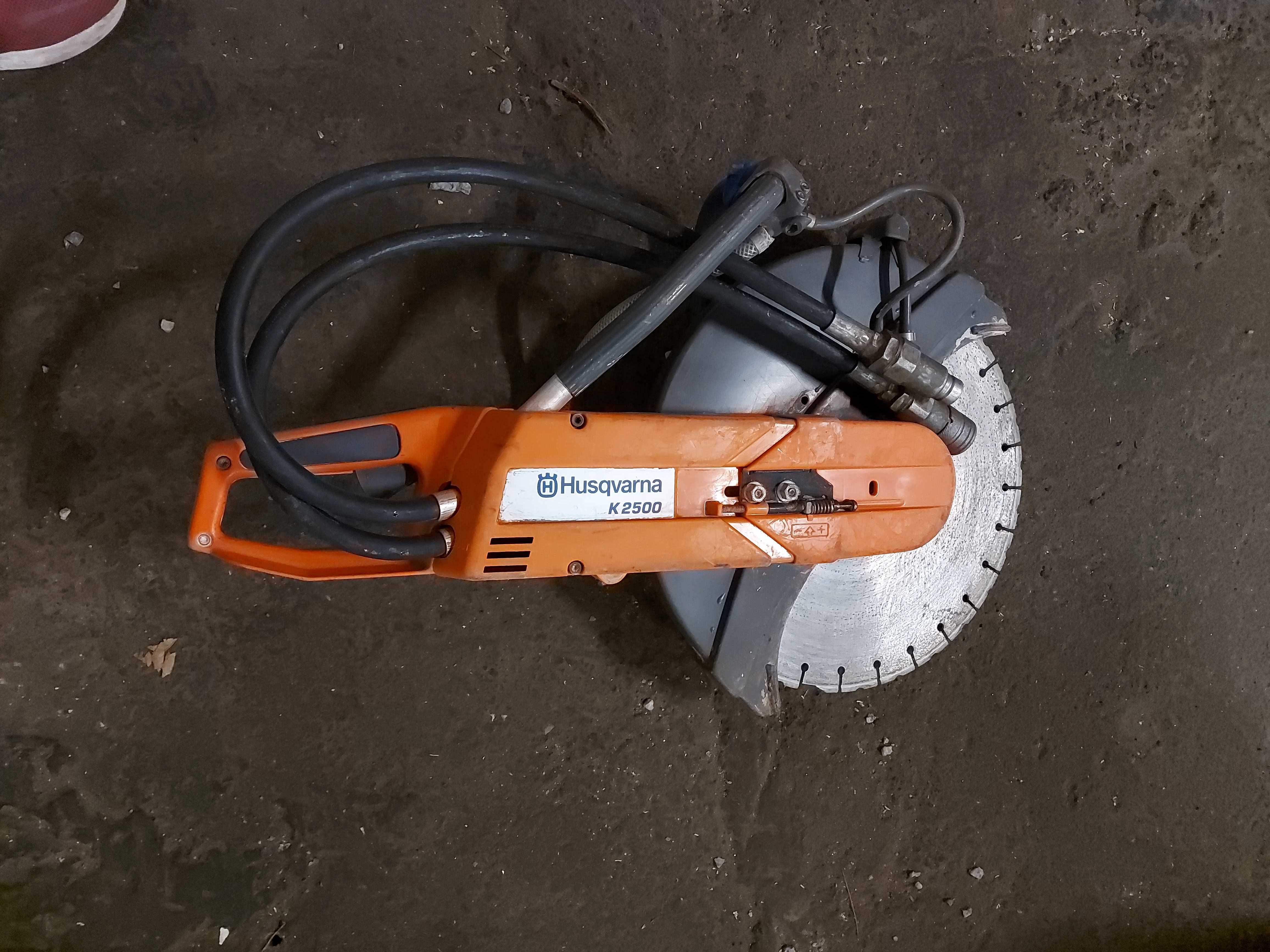 Hydraulisk betongkap Husqvarna K2500 Auktioner online Nätauktioner