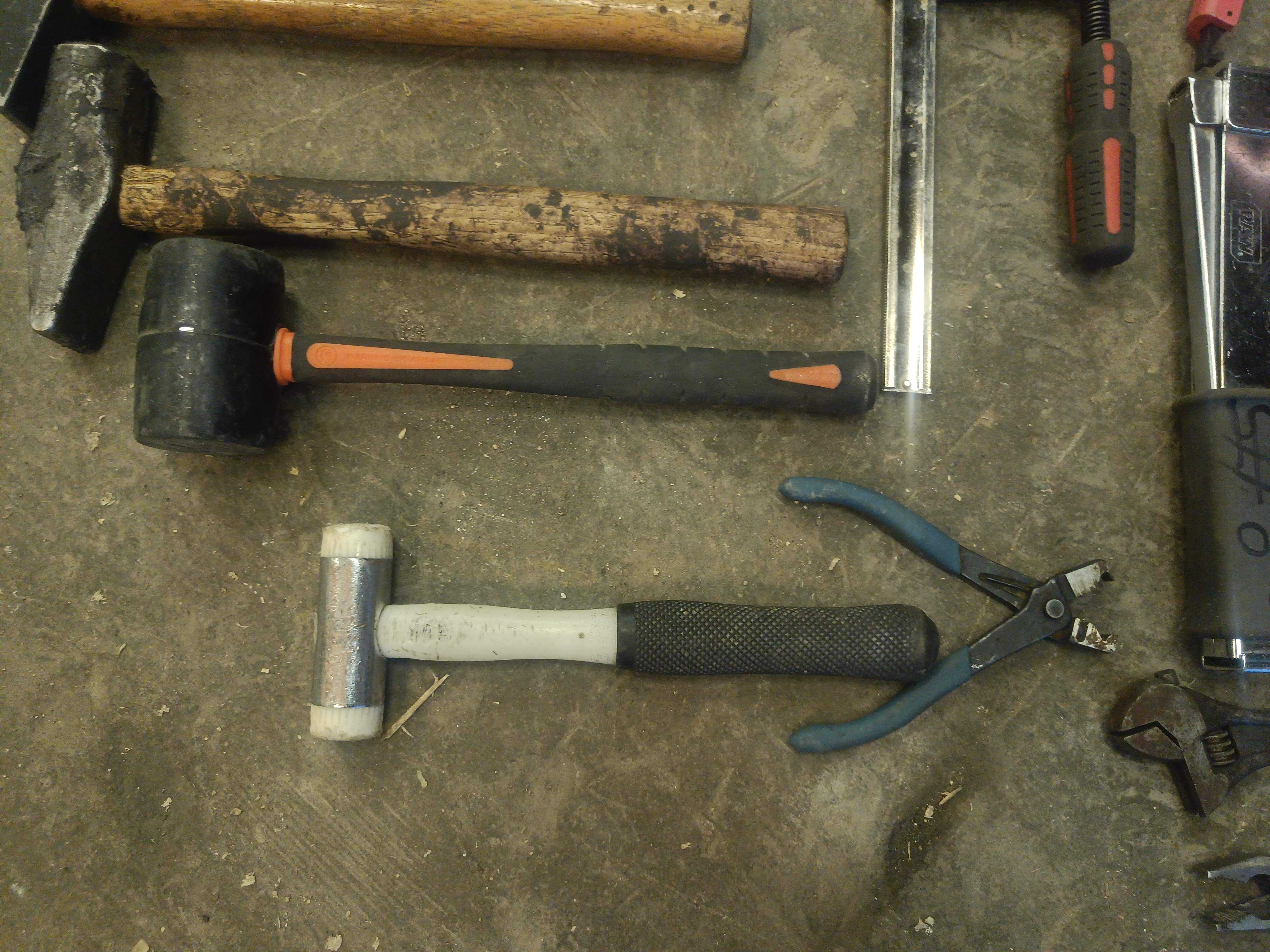 Hate tools - PS Auction - We value the future - Largest in net auctions