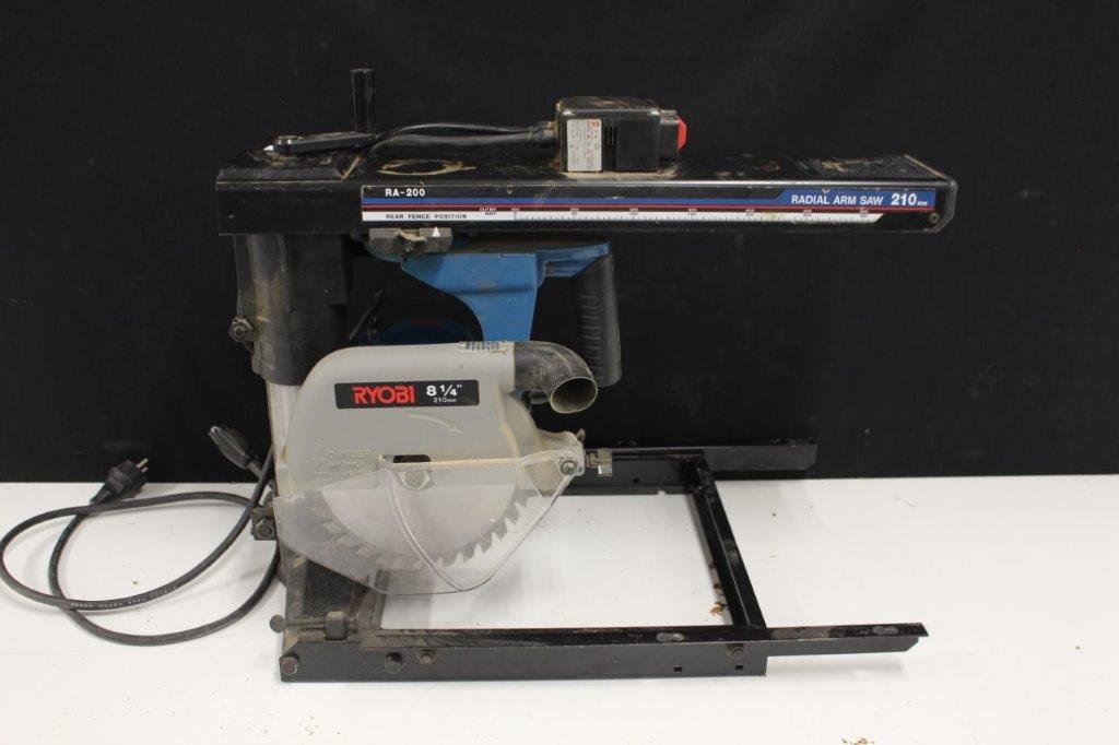 Radial arm saw the Ryobi RA-200 - PS 