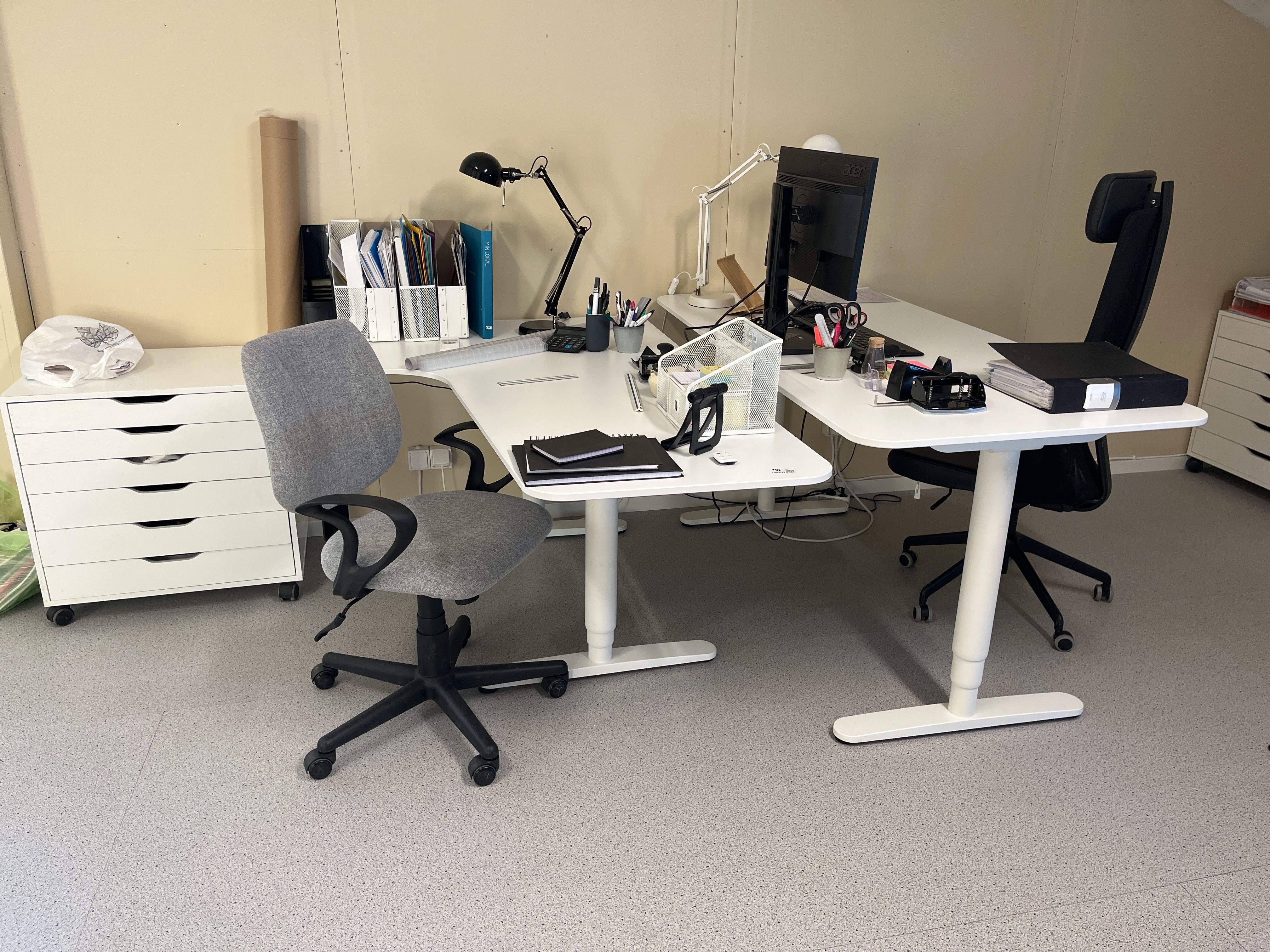 Office furniture PS Auction We value the future Largest in net auctions