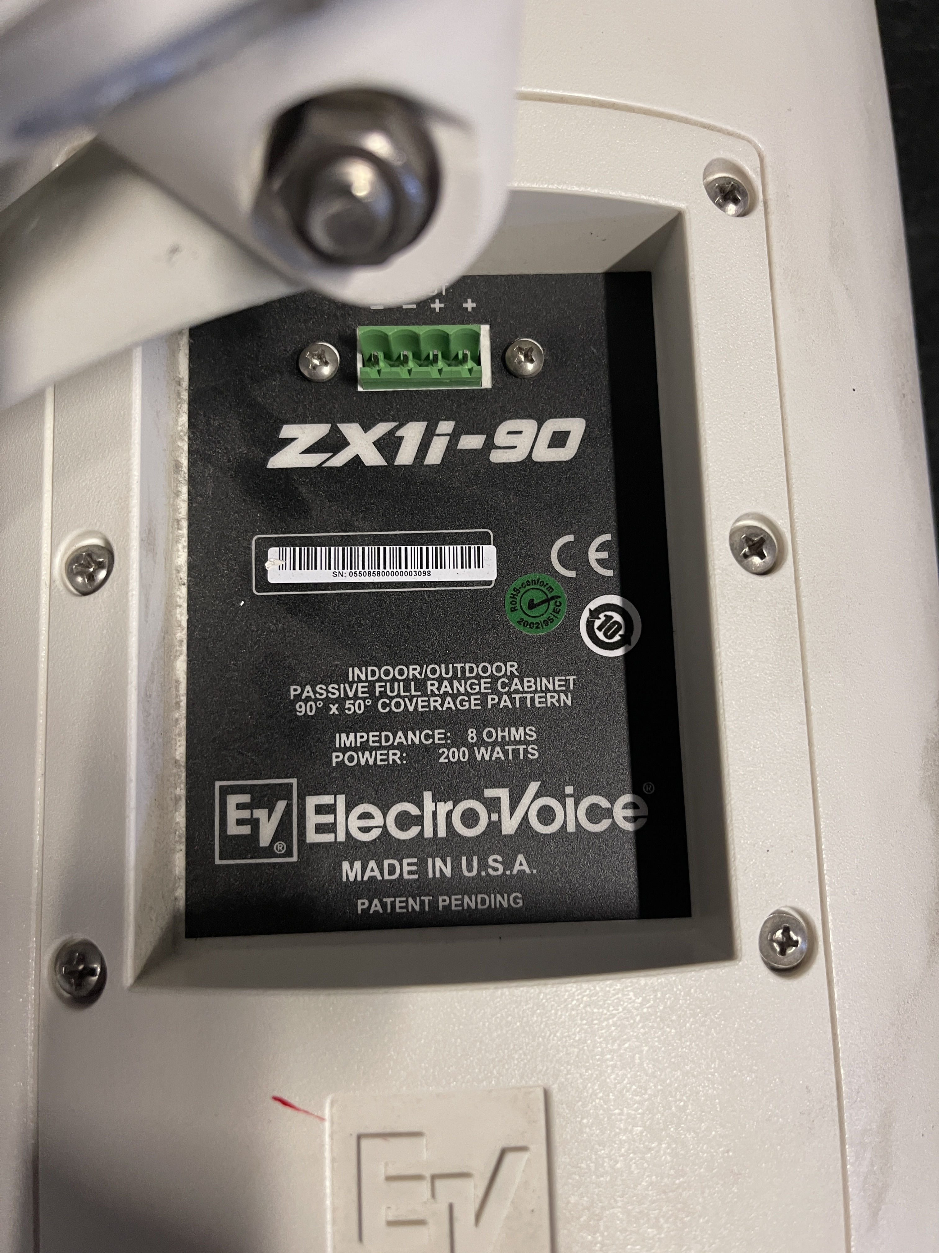 2 pcs Passive full-range speaker EV ZX1i-1001 - PS Auction - We
