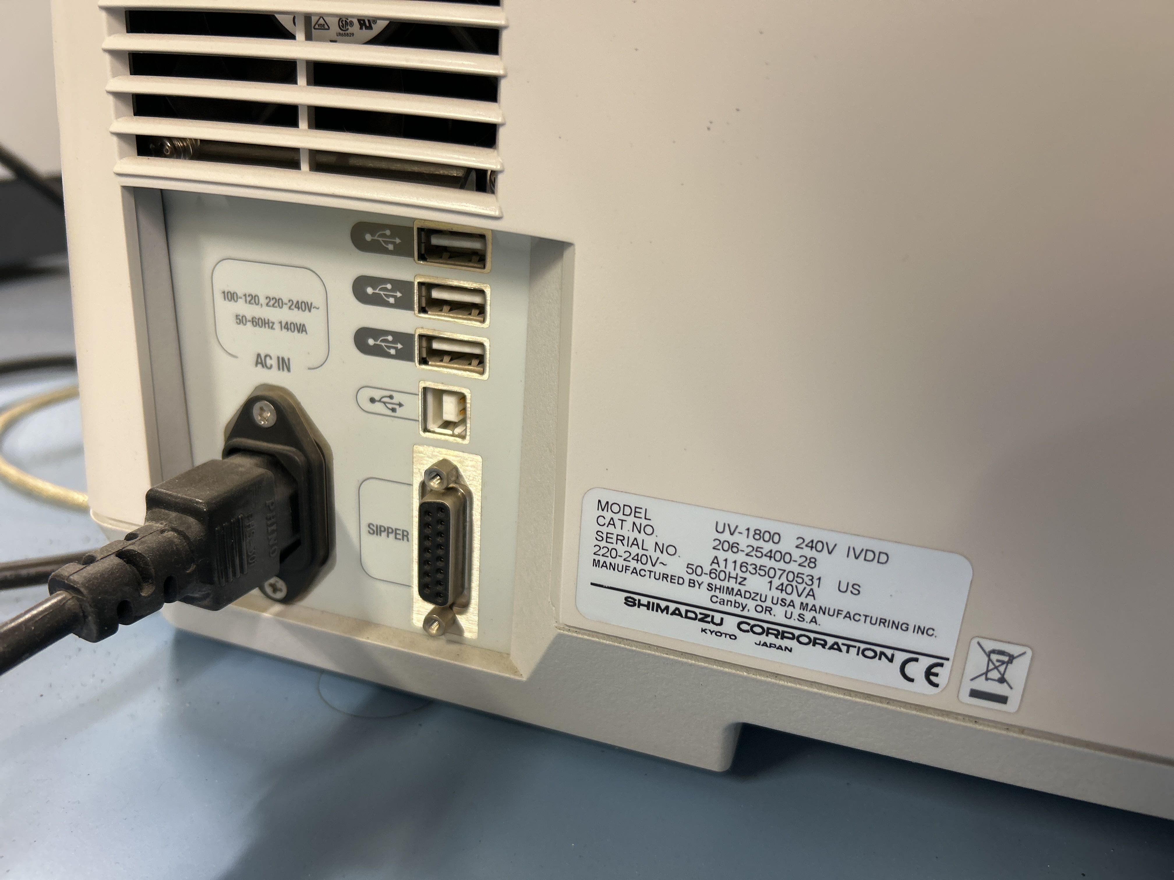 UV spectrophotometer - Shimadzu UV-1800 - PS Auction - We value