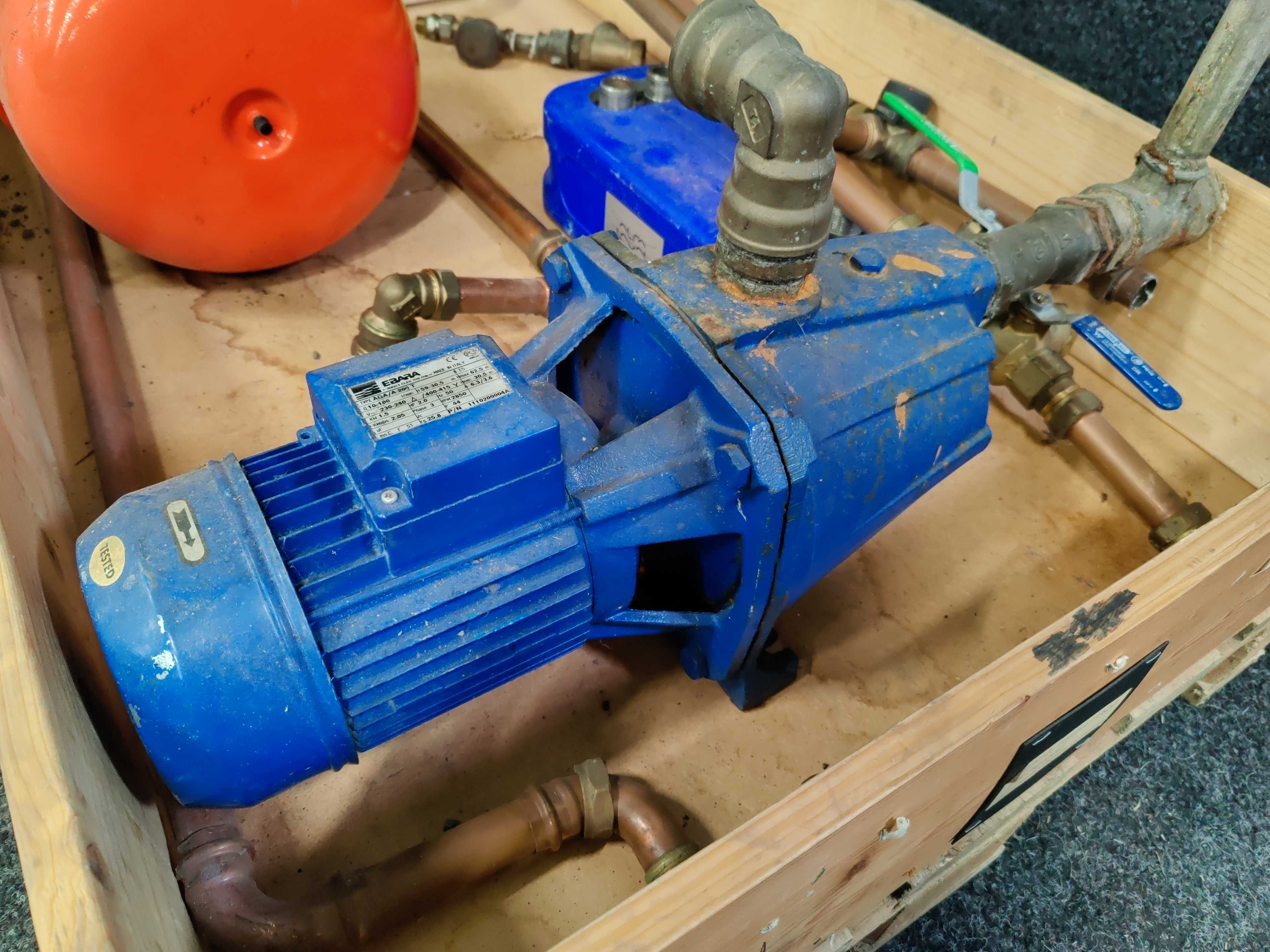 Pump Ebara 2 hk Auktioner online Nätauktioner & Konkursauktioner