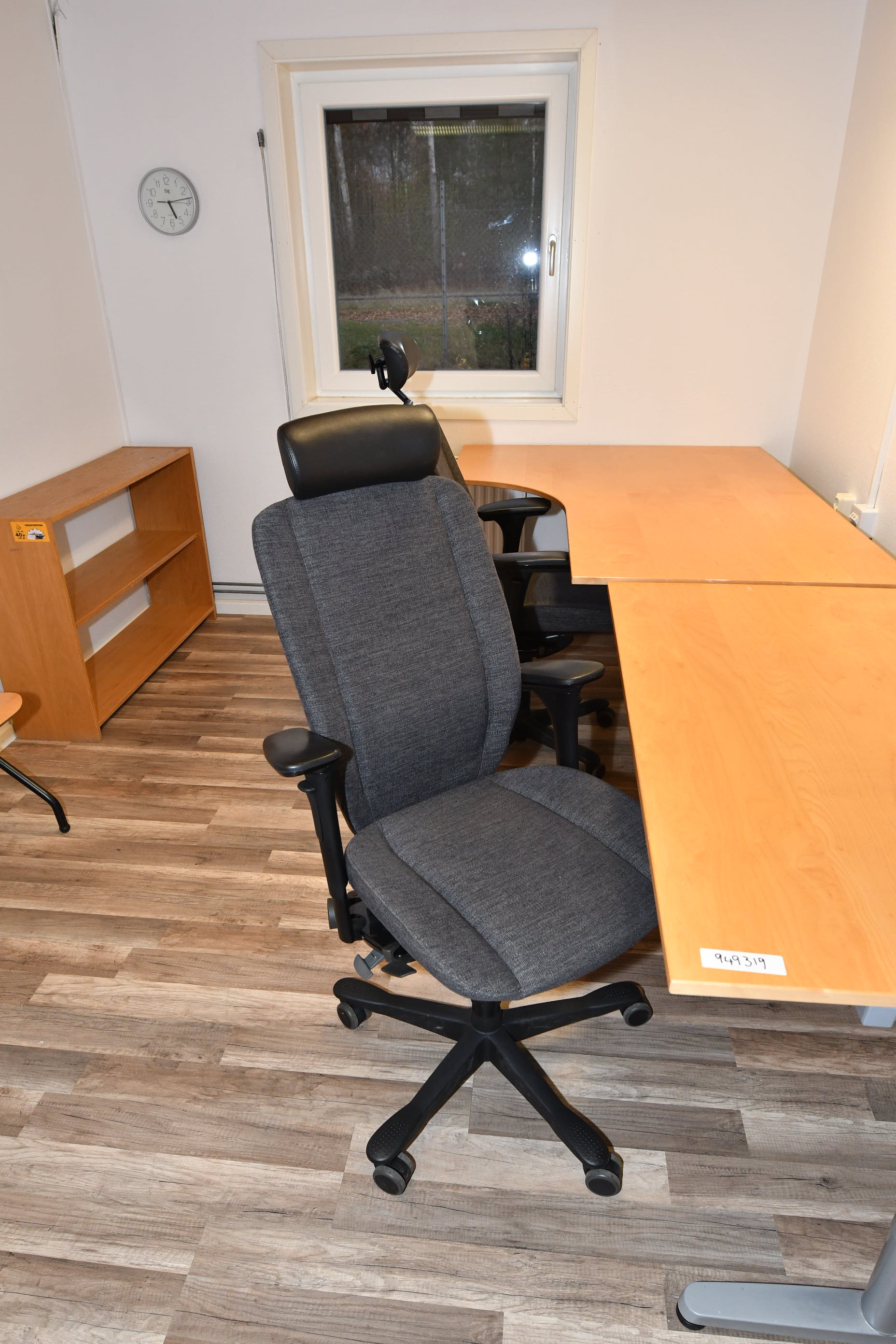 Office furniture PS Auction We value the future Largest in net auctions