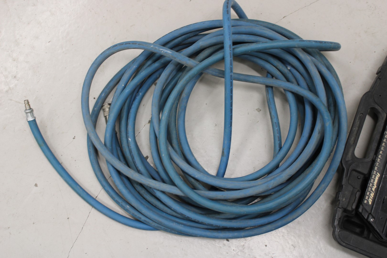 Nail gun, compressor and hose PS Auction We value the future