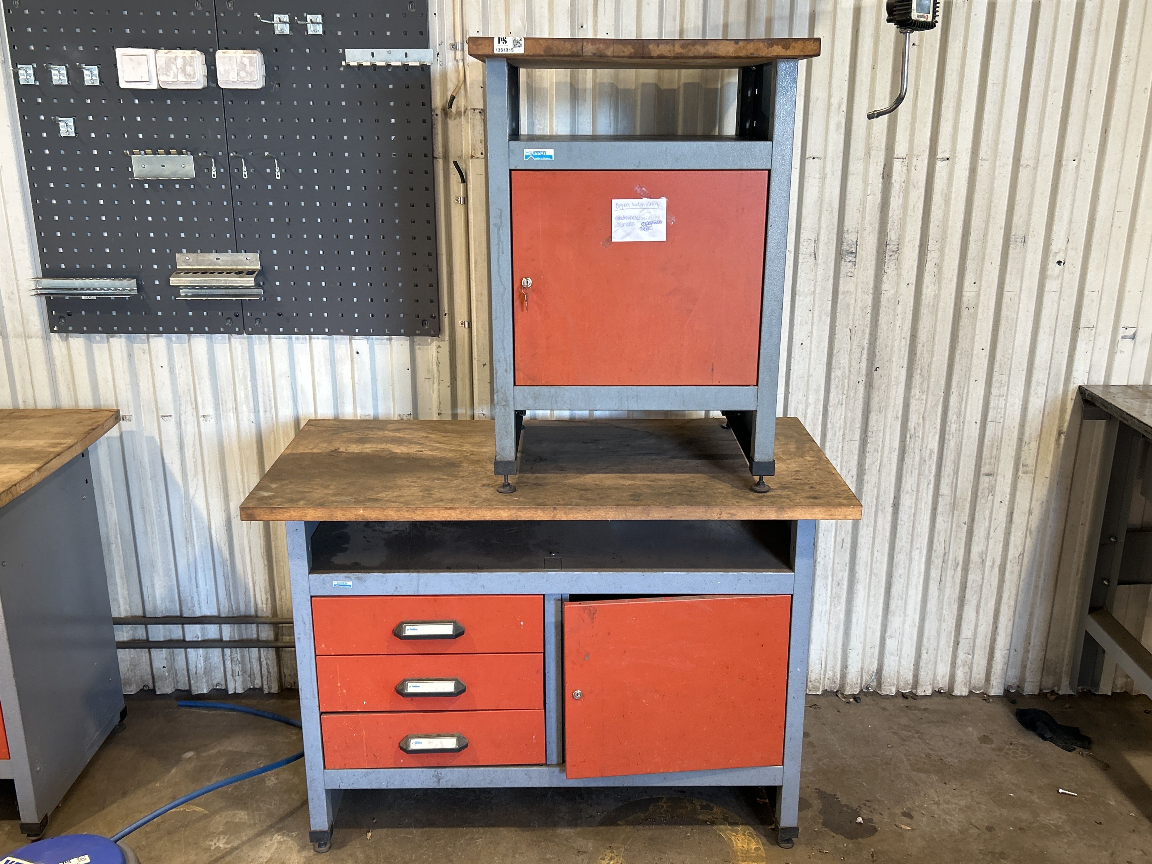 Workbenches 2 pcs - PS Auction - We value the future - Largest in net ...