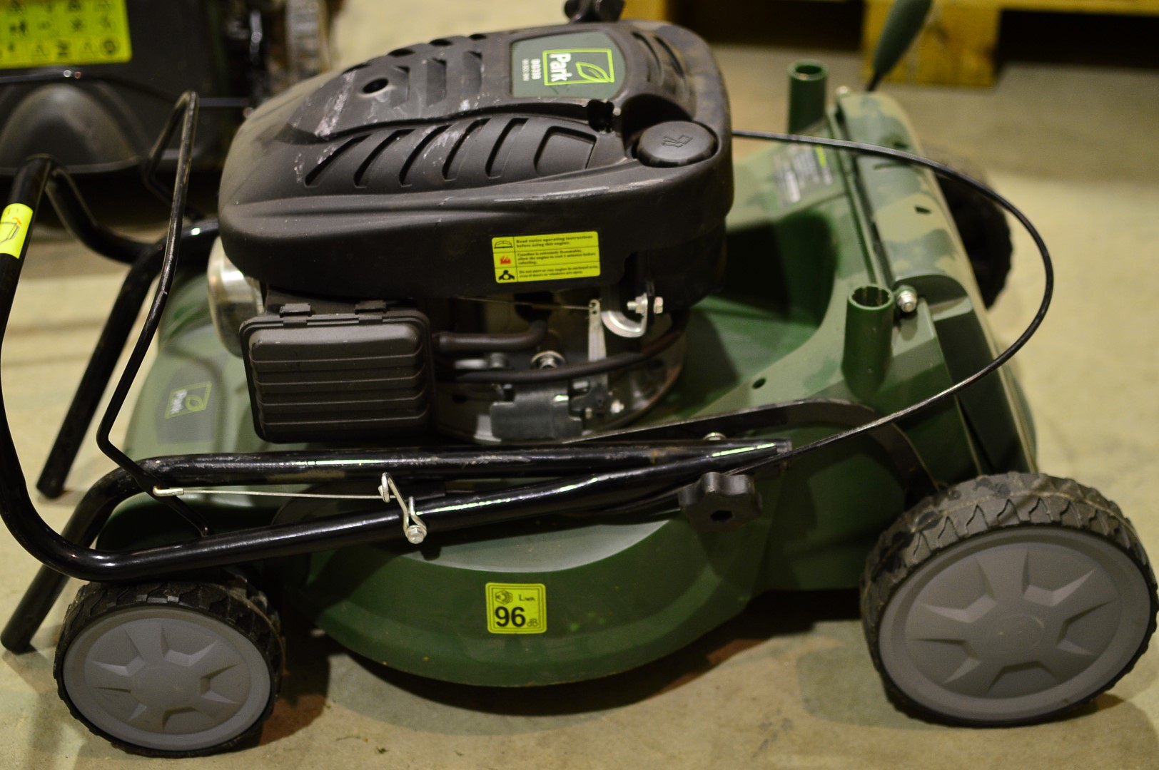 Lawn mower Park DG350, 98.5CC, DT807832 PS Auction We value the