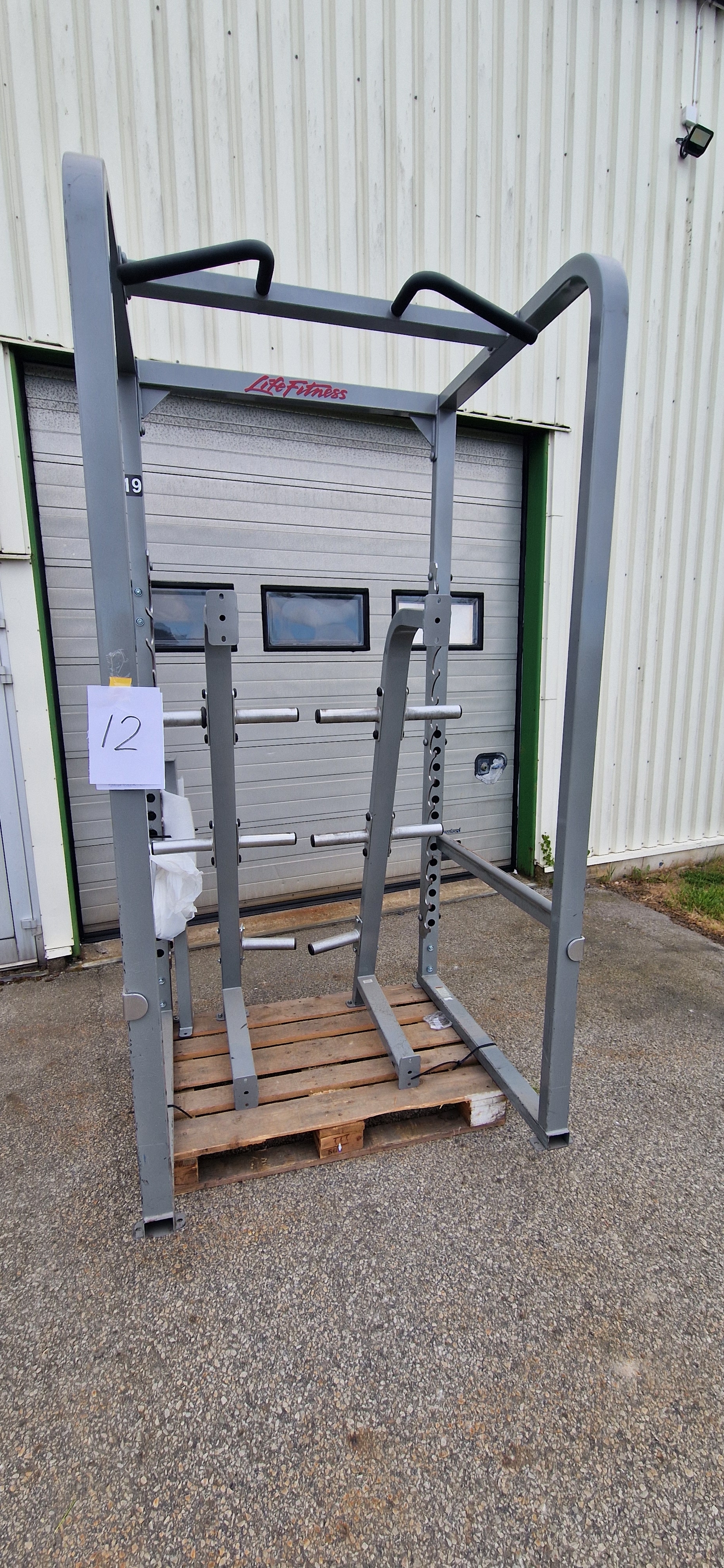 Life Time Platform Rack Life Fitness racks - PS Auction - We value the future - Largest in net ...