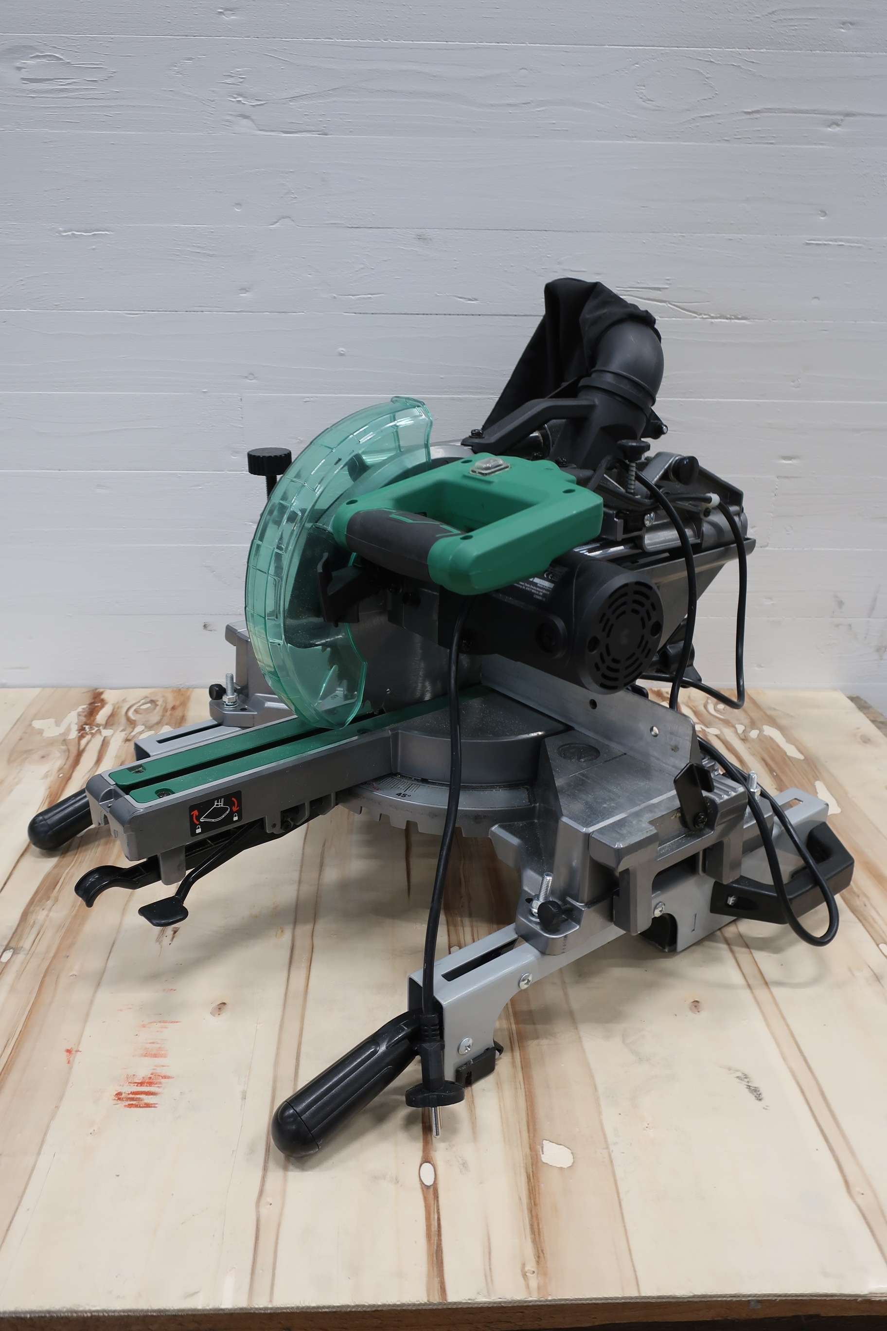 MS◯●チーフページ●◯ Cutting and miter saw Hikoki C 8FSHG - PS Auction - We value