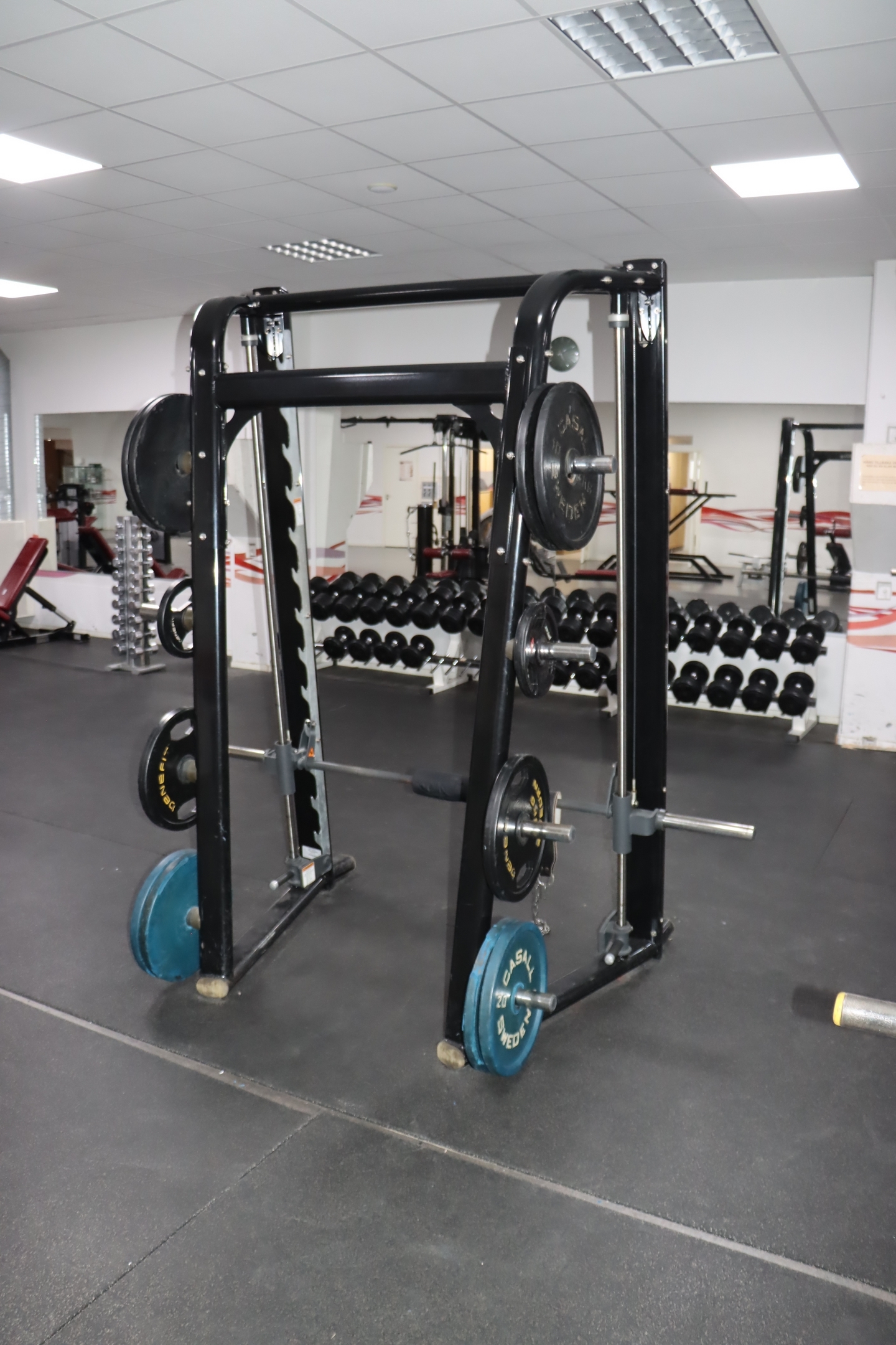 Life Fitness Weight Training Station PS Auction We value the future