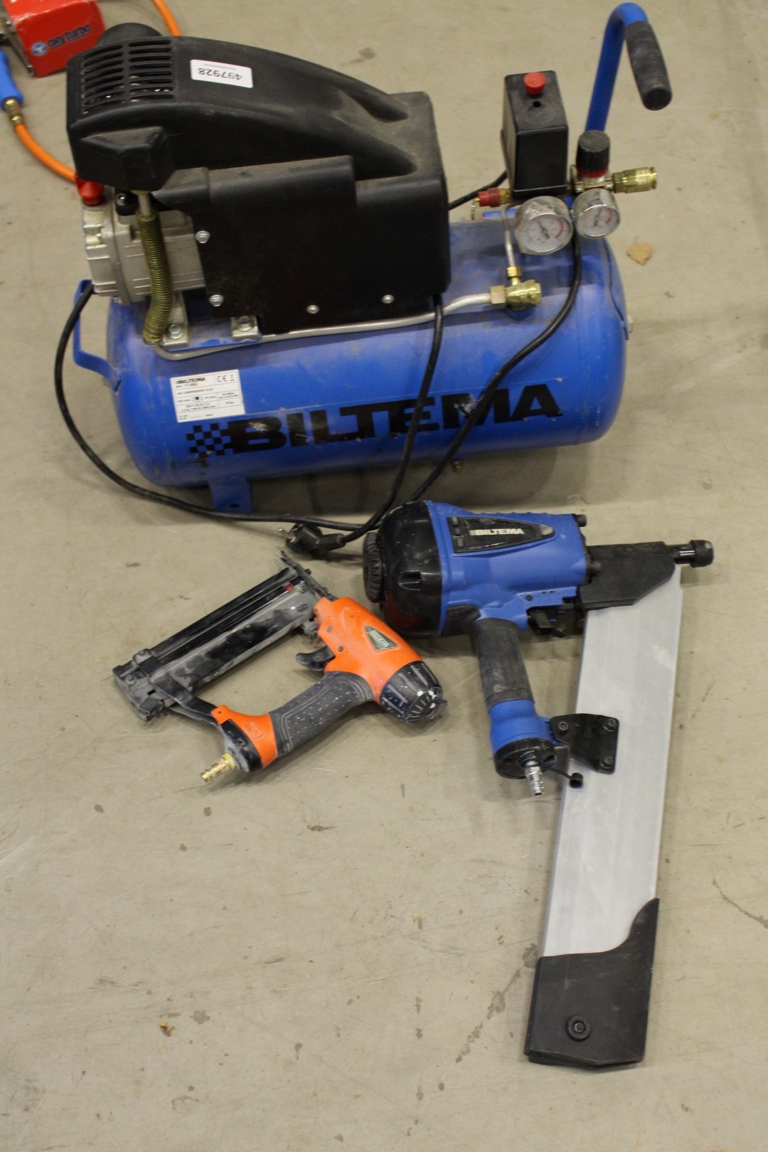 Compressor Biltema, 1524, Nail and dive gun PS Auction We value