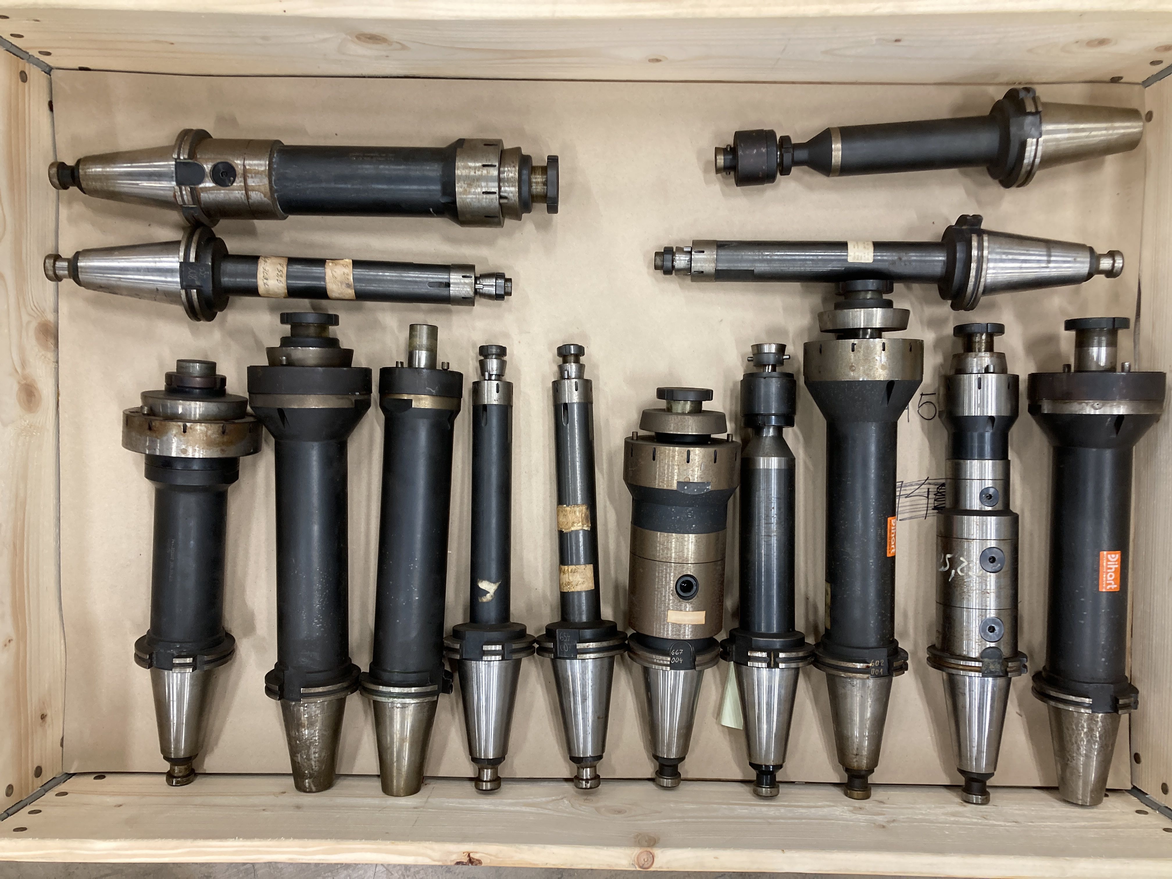 Assortment of holding tools ISO50 (changer) - PS Auction - We value the ...