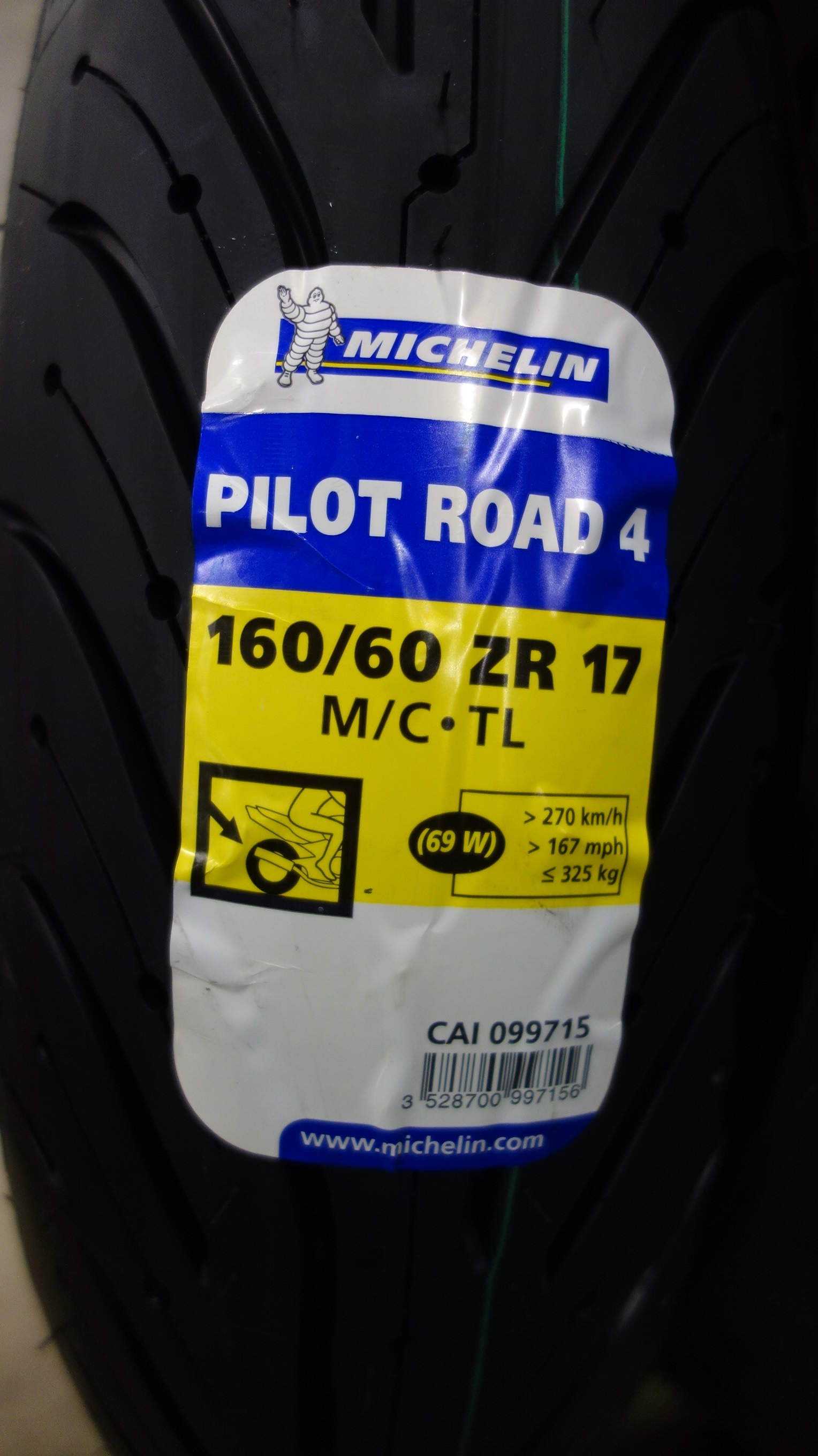 Mc Tires Michelin Pilot Road 4 160 60 Zr 17 Ps Auction We Value The Future Largest In Net Auctions