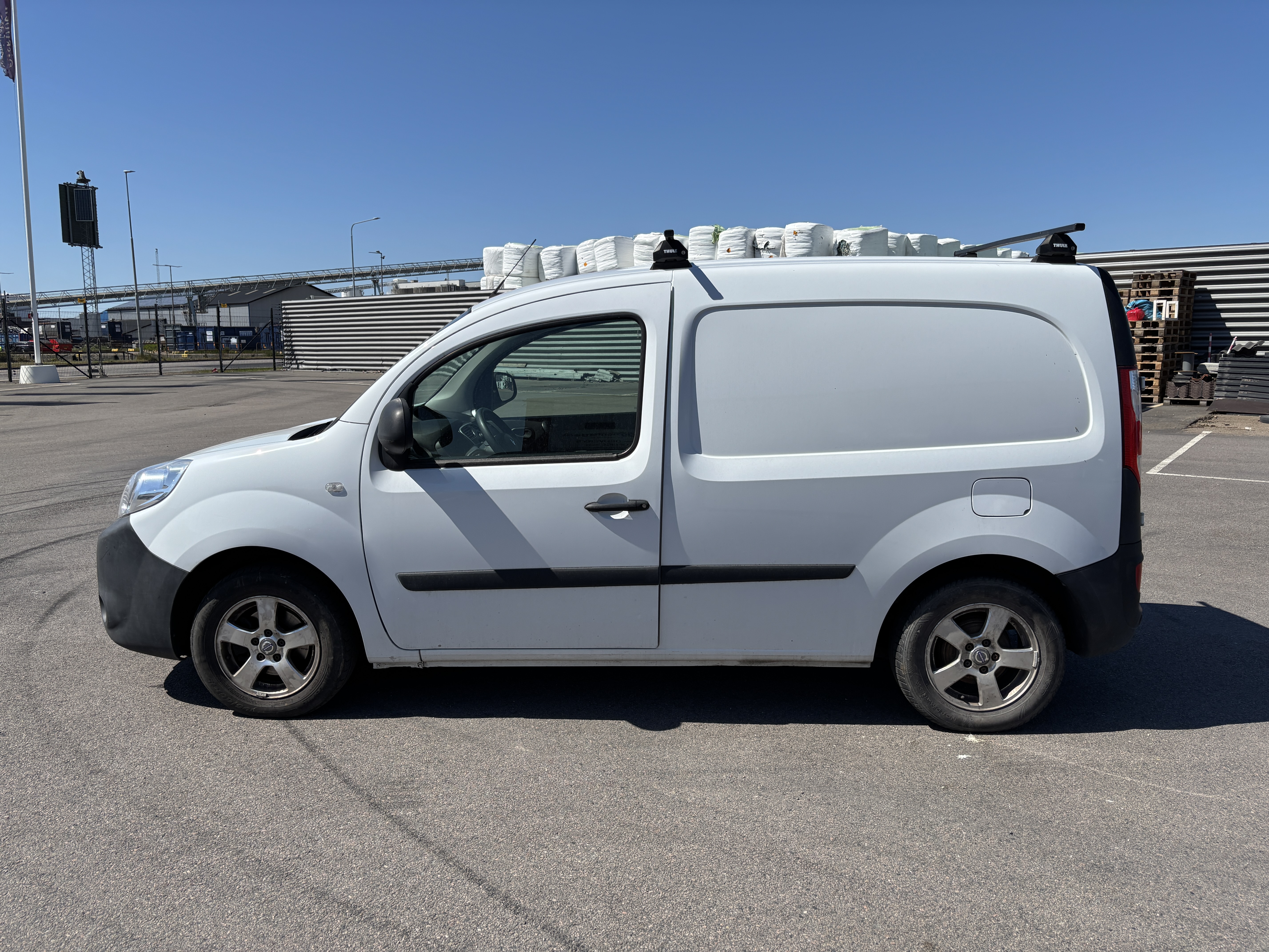 Renault Kangoo Express 1.5 dCi Manual, 80hp, 2021 - PS Auction
