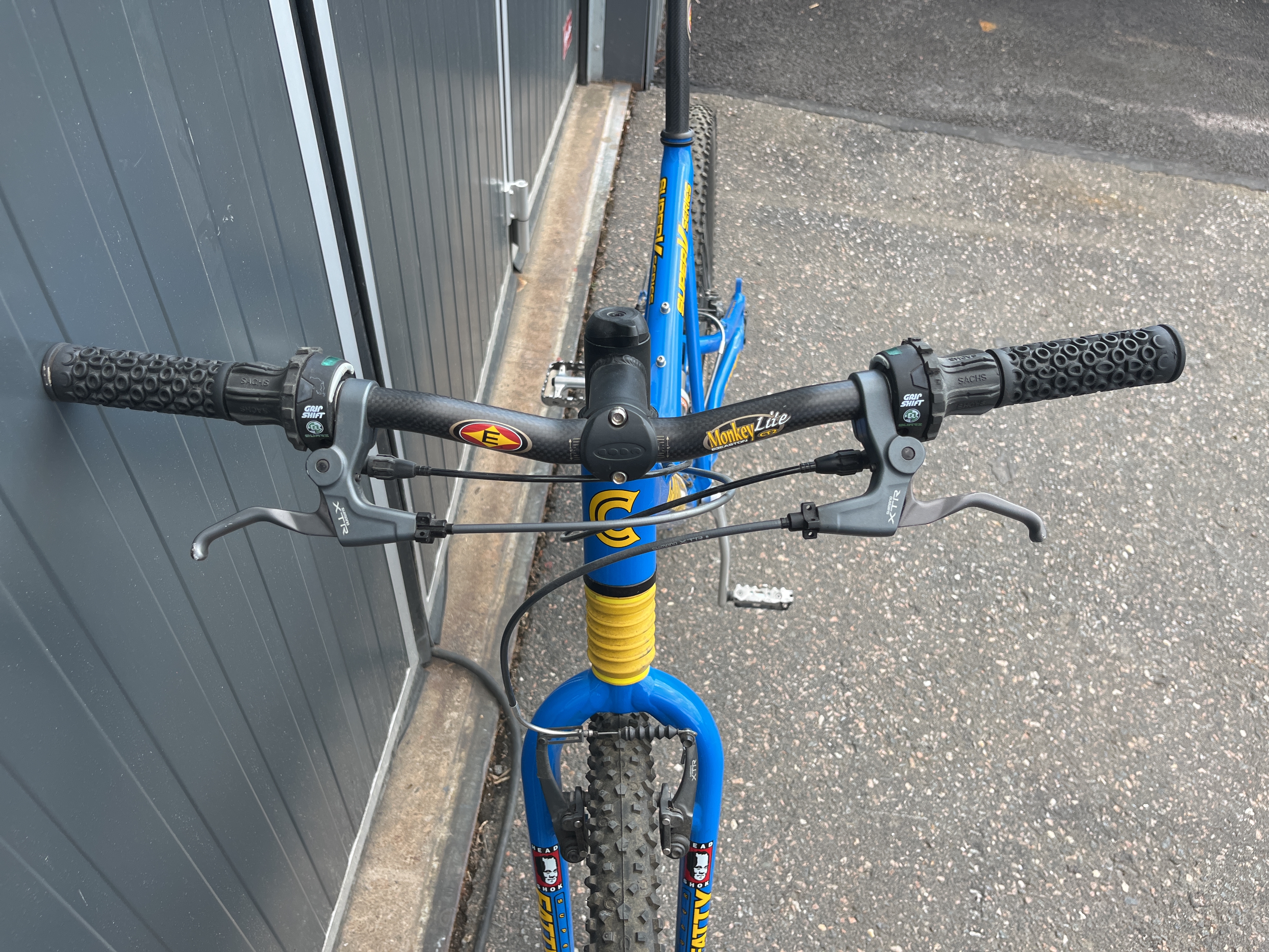 CANNONDALE super v1000 xtr old mtb Cannondale Super V Restomod Build