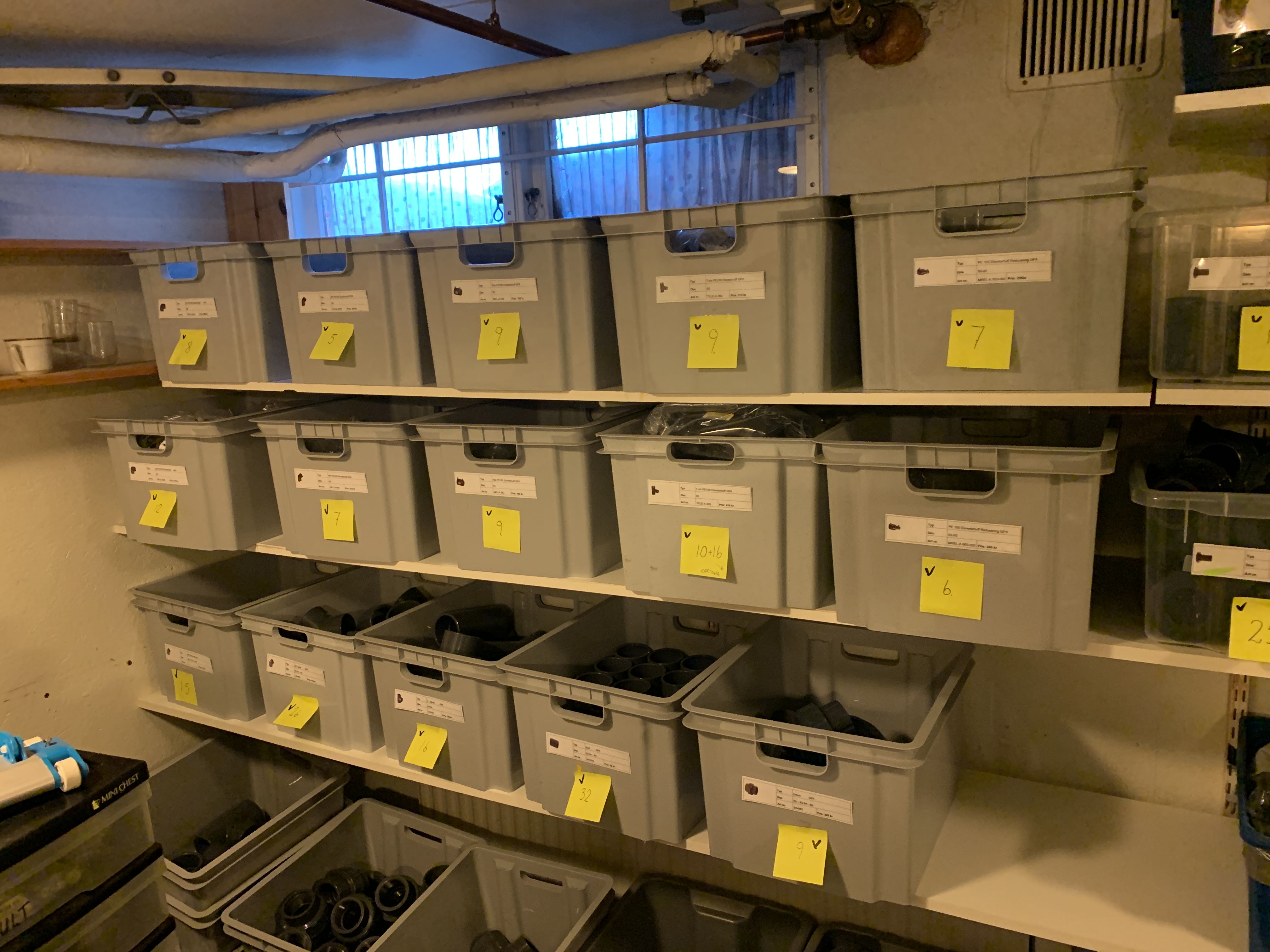 Assortment / warehouse Installation parts PS Auction We value the future Largest in net