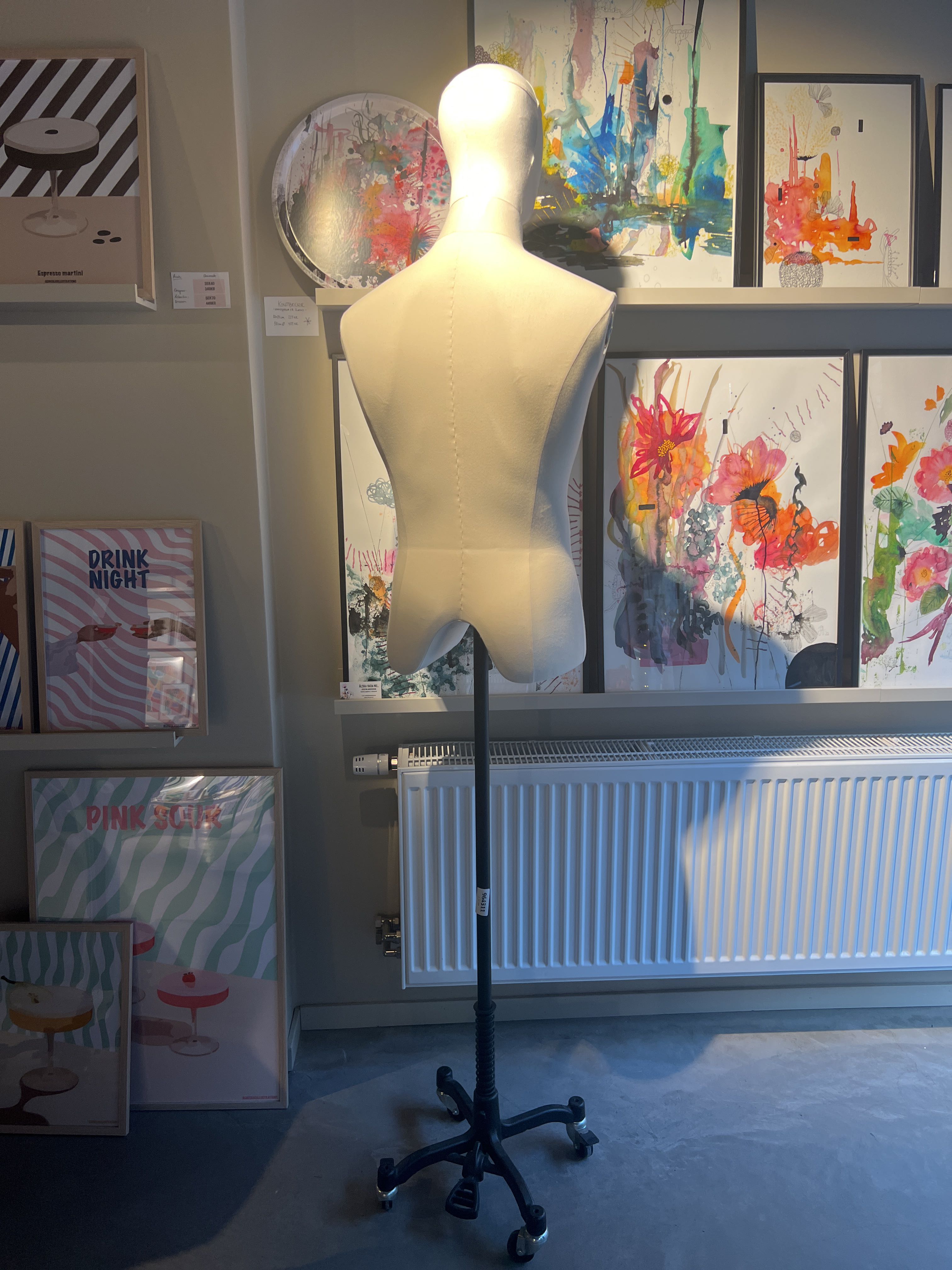 Mannequins, 2 pieces PS Auction We value the future Largest in