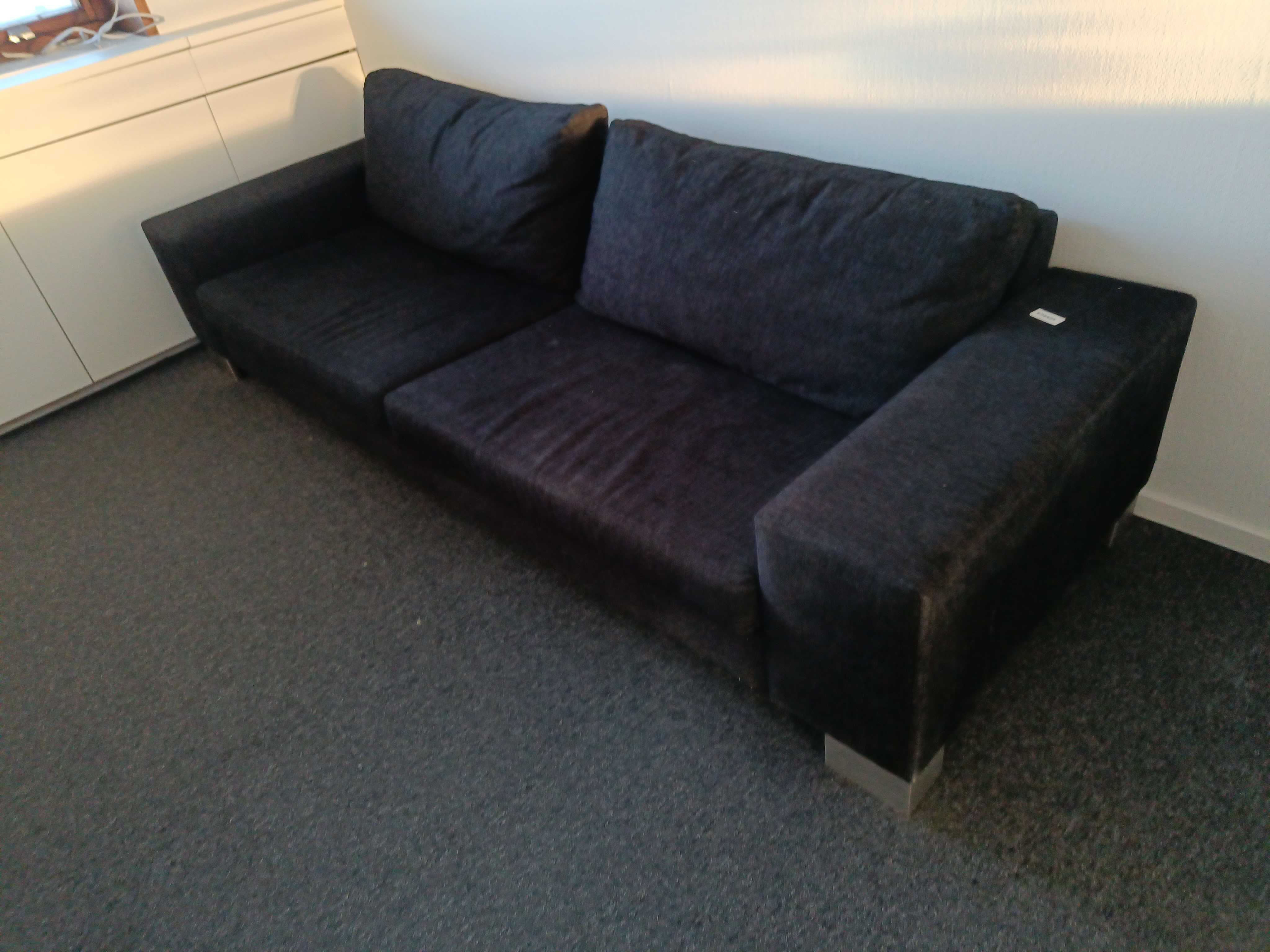 Couch PS Auction We value the future Largest in net auctions