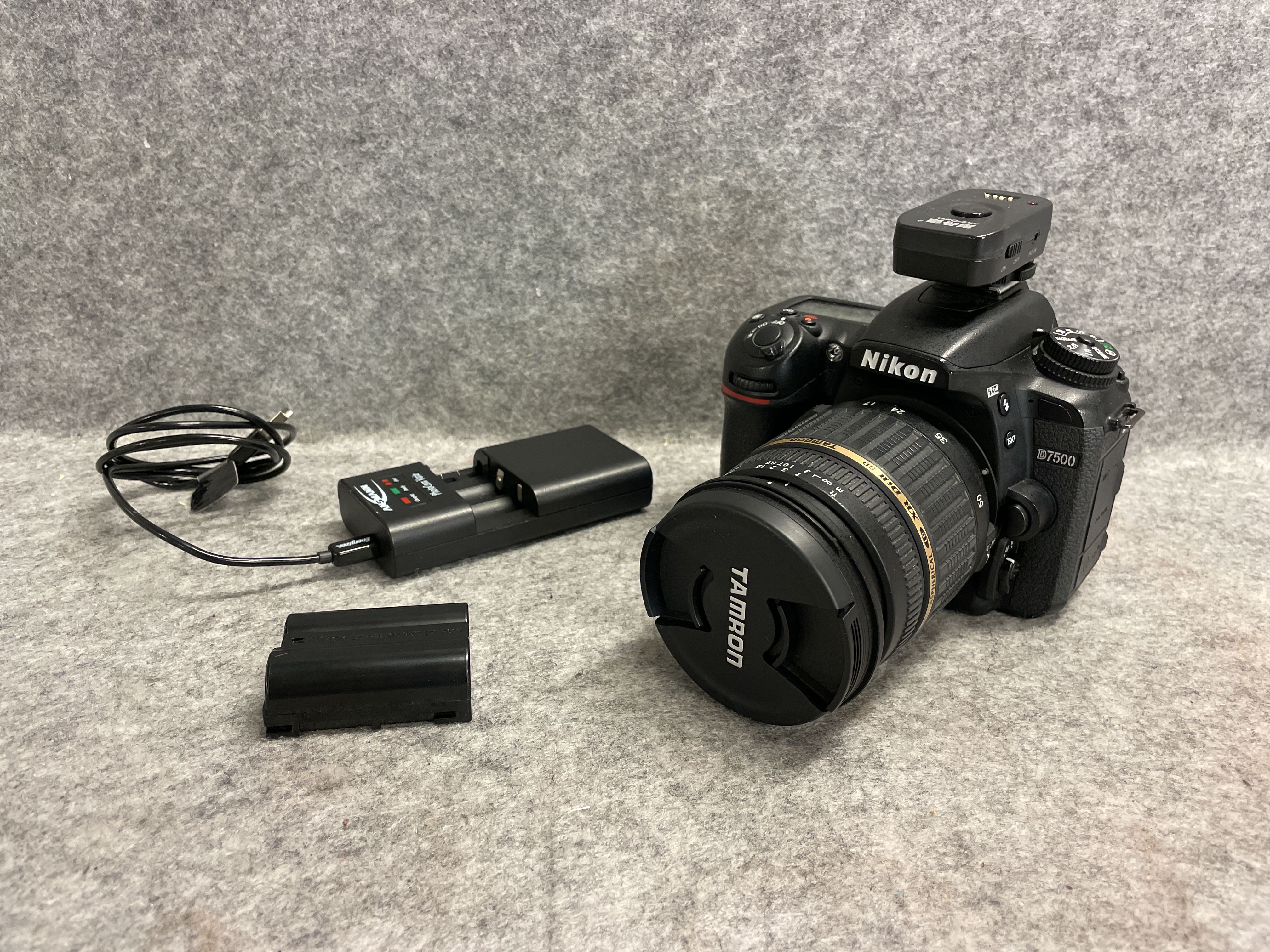 Digitalkamera Nikon D 7500 - Units - Ledande på konkursauktioner