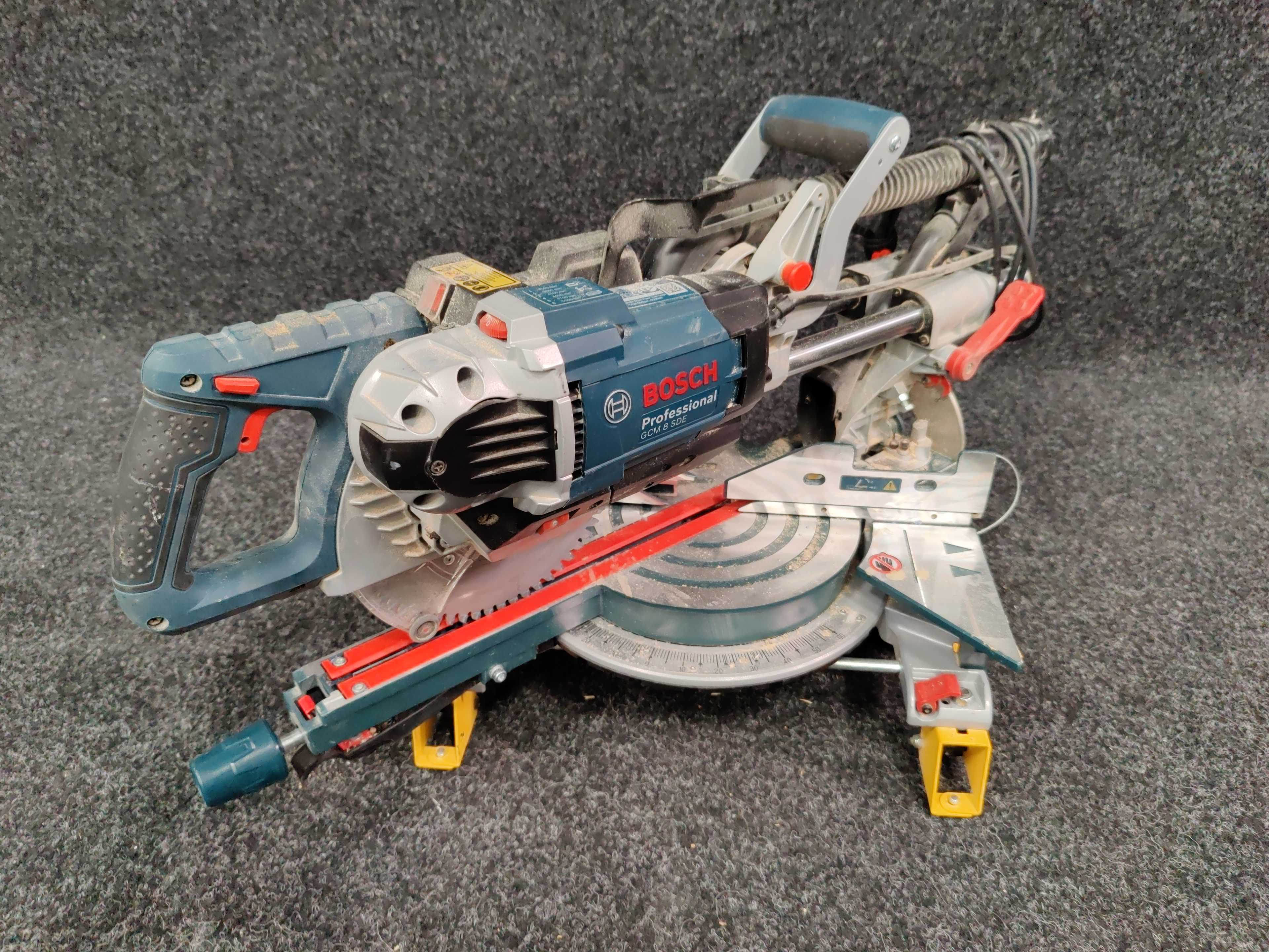 Miter saw Bosch GCM 8 SDE PS Auction We value the future Largest