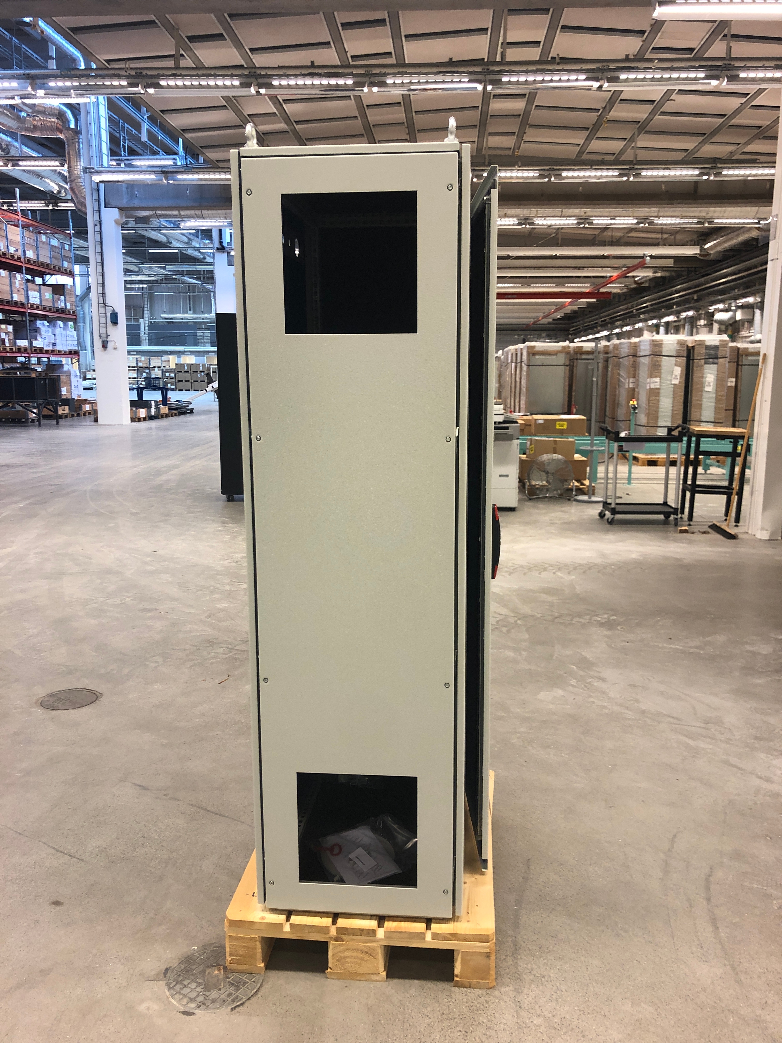 Control Unit Empty Empty control cabinet - PS Auction - We value the future - Largest in ...