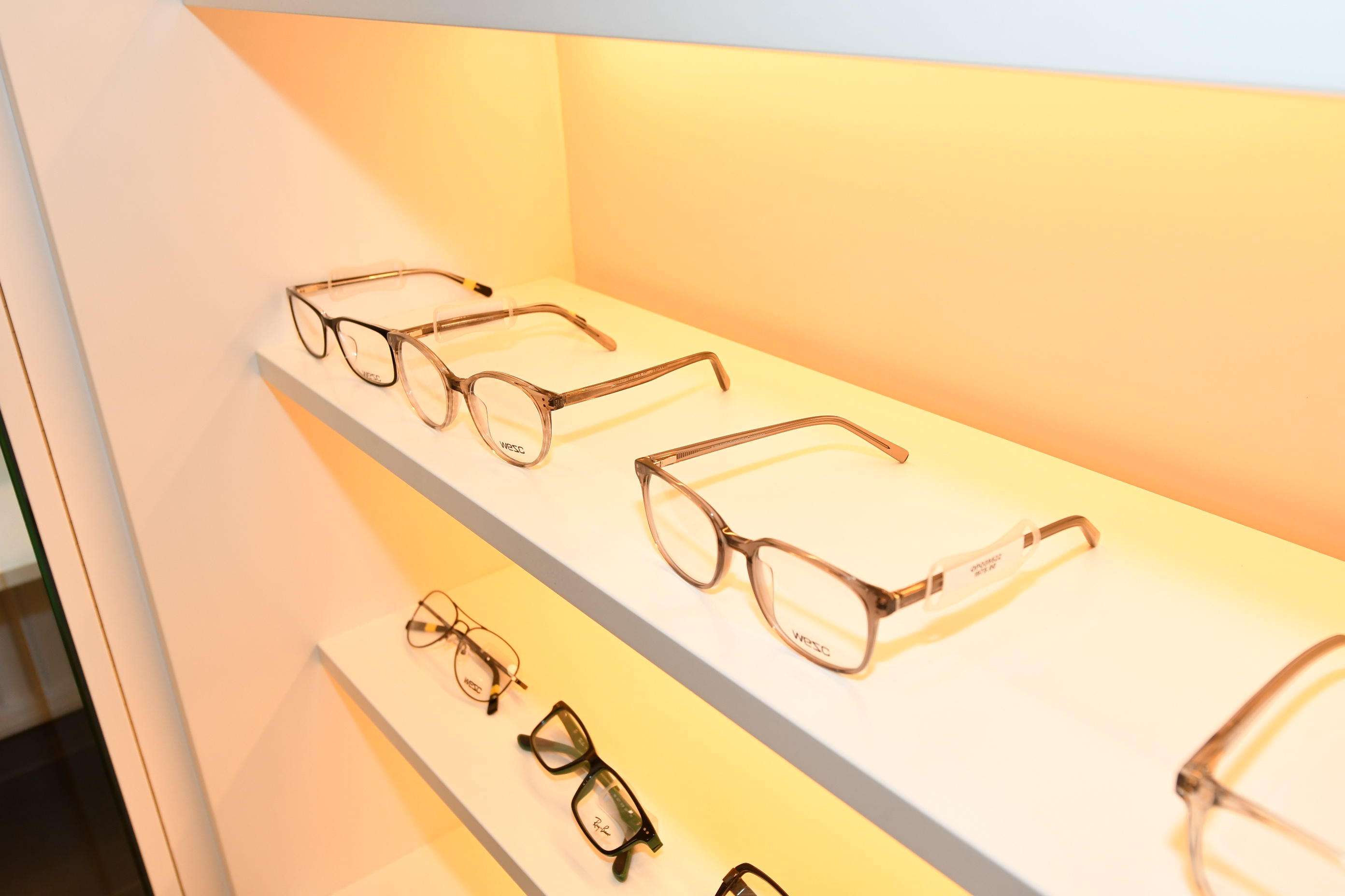 Approx 80 pairs of men's spectacle frames Exclusive brands PS