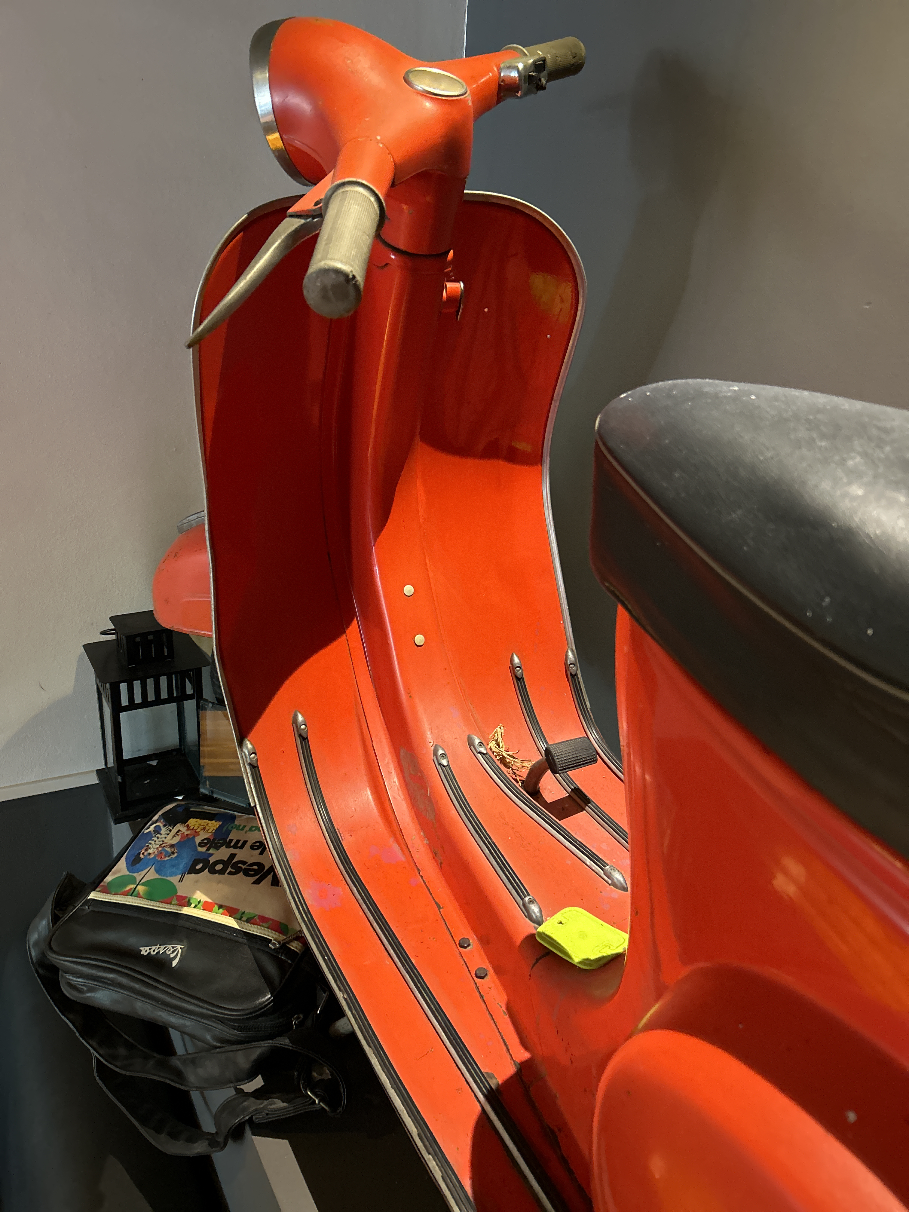 Older vespa, function very uncertain - PS Auction - We value the Older vespa, function very uncertain - PS Auction - We value the