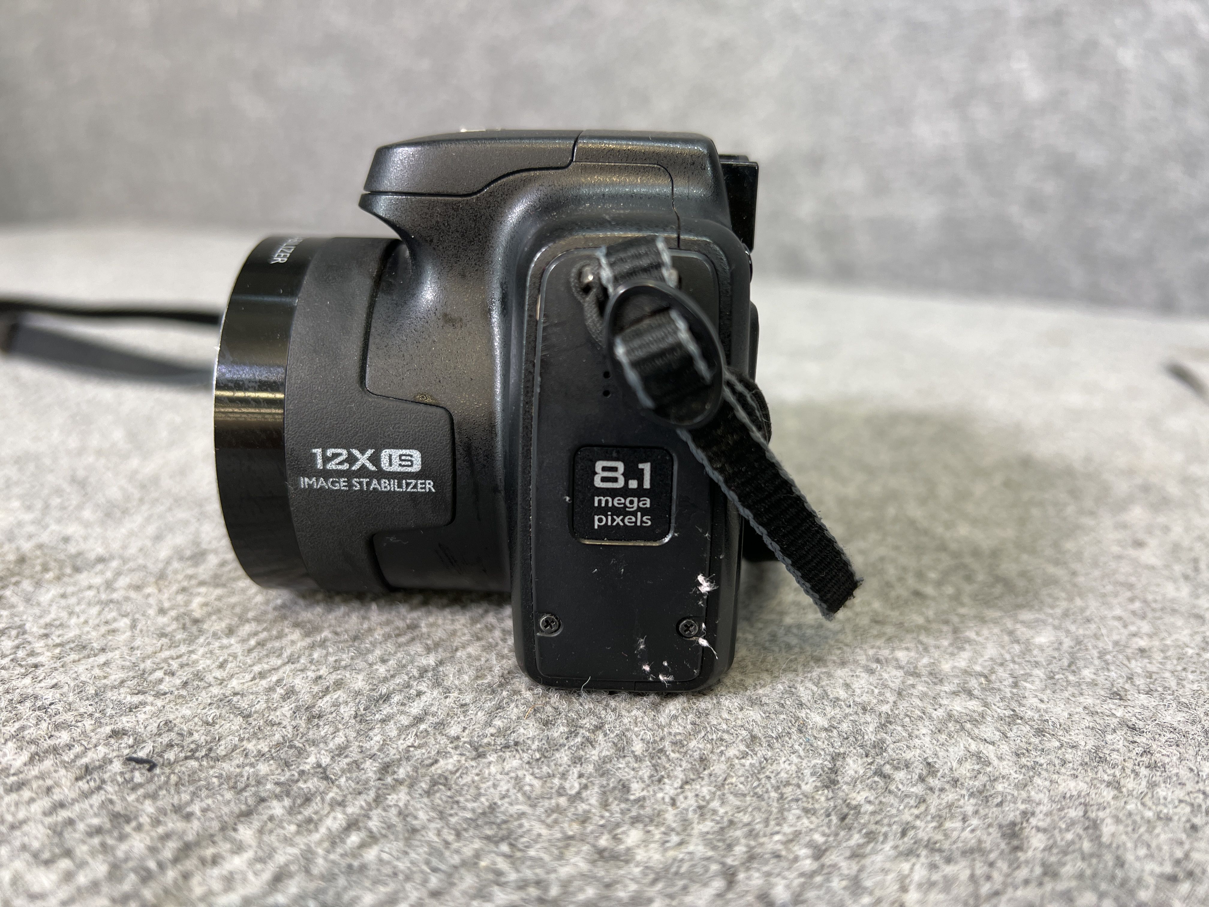 Camera, Kodak Easyshare and Bose speakers - PS Auction - We value