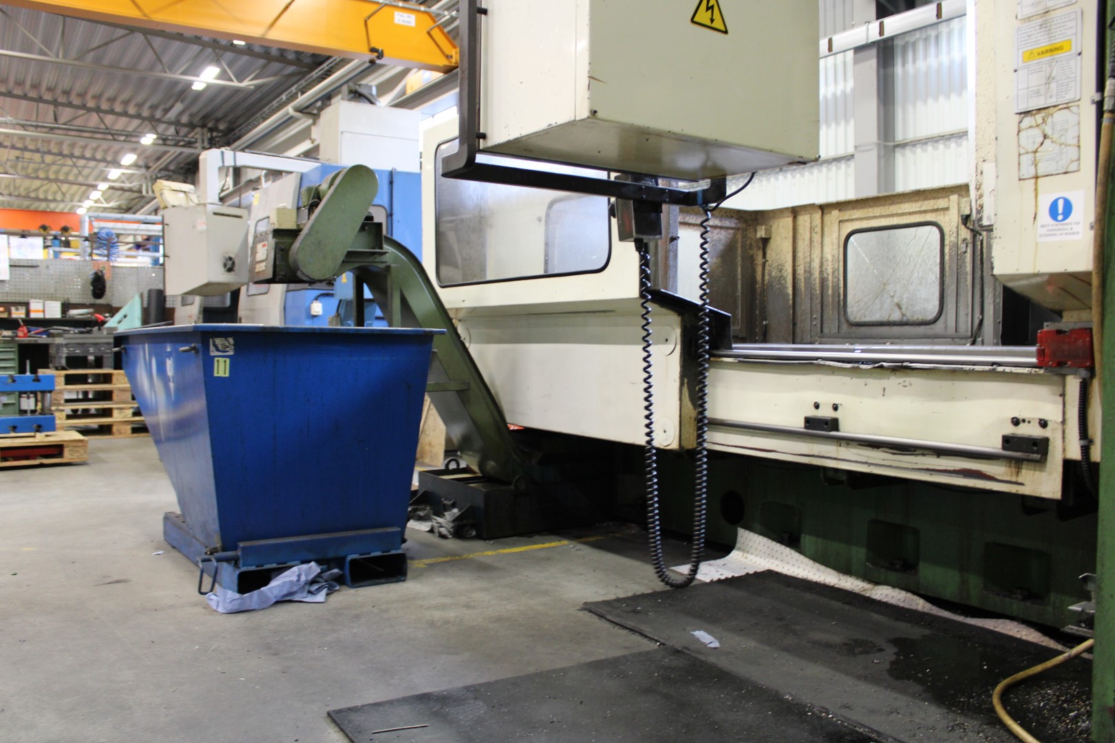 CNC milling machine Kao Ming KMC-2000SD -95 - PS Auction