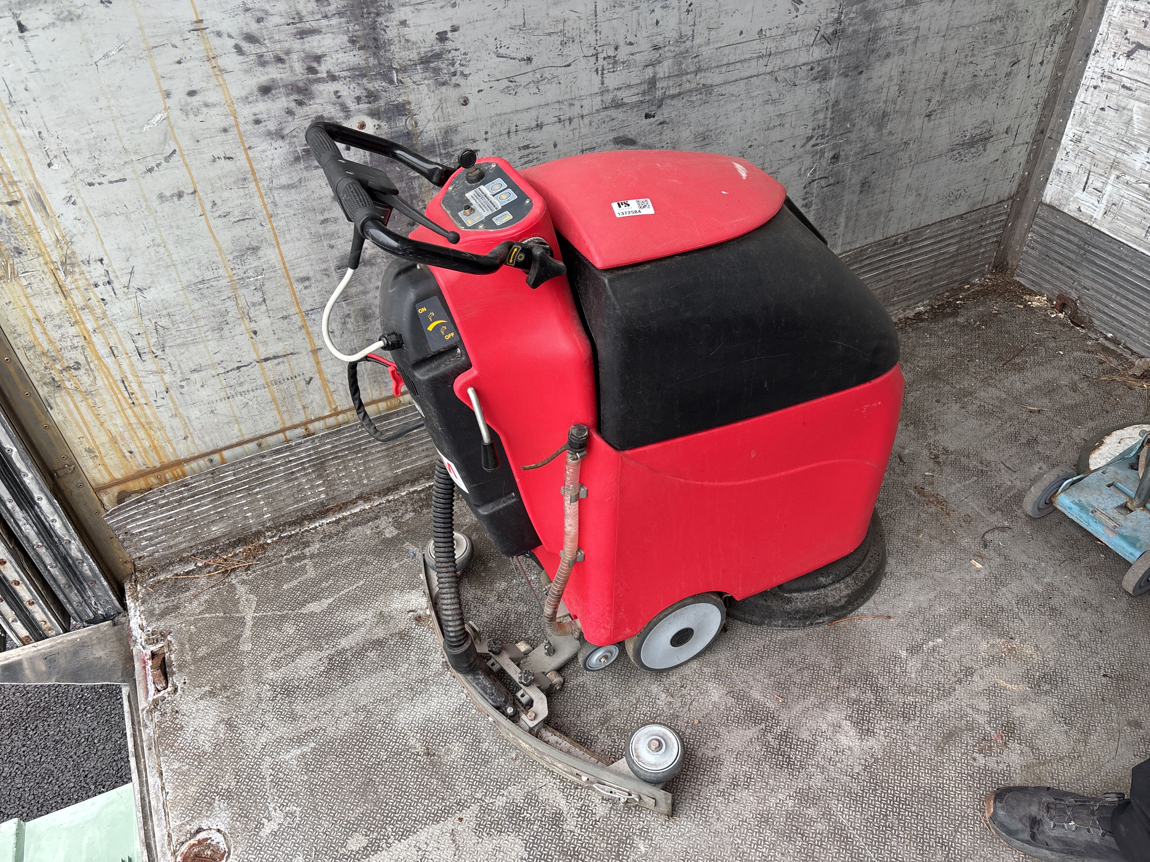 Cleaning machine (combination scrubber) - PS Auction - We value the ...