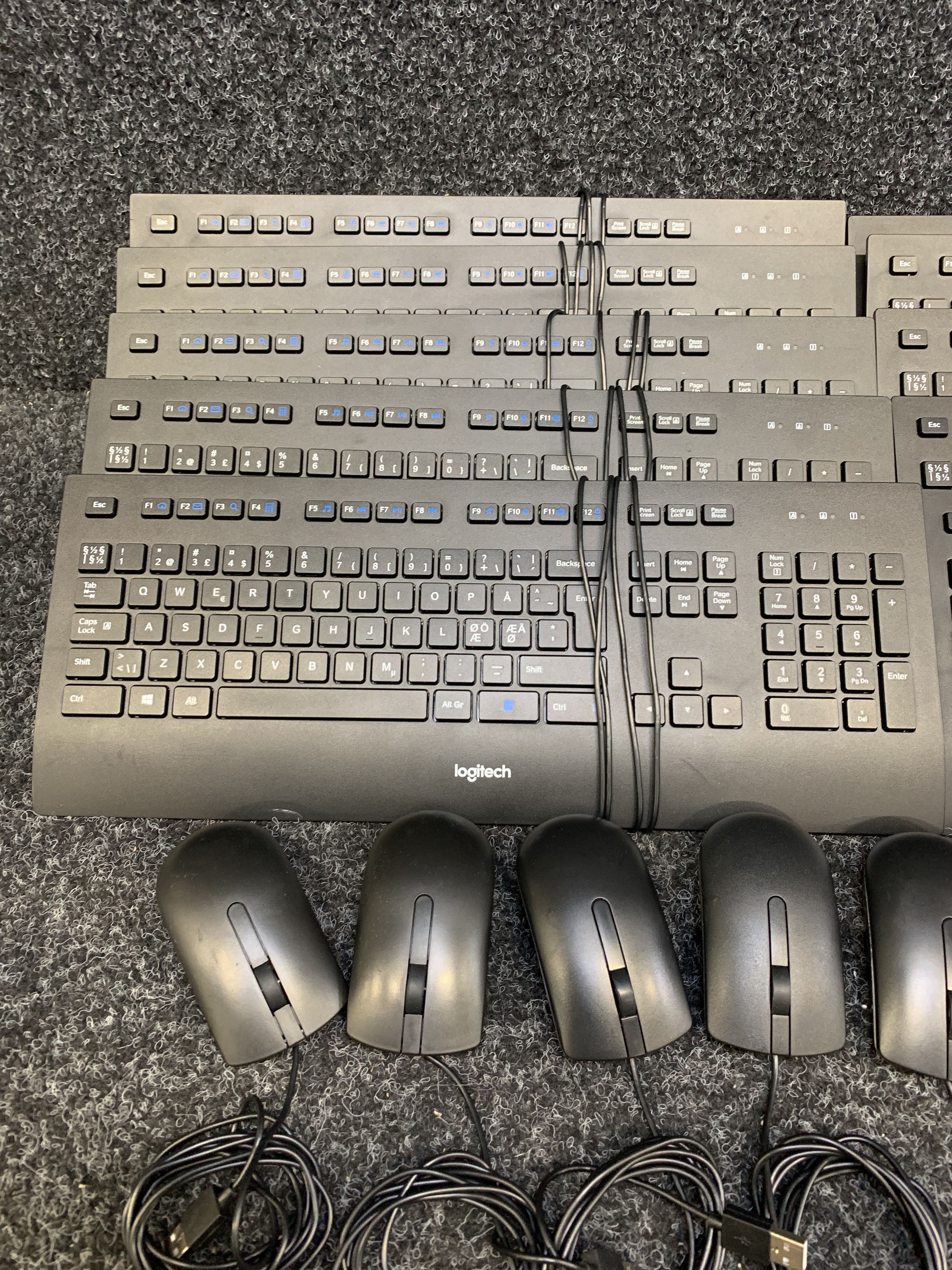 10 keyboards and mice, Logitech & Dell - PS Auction - We value the ...