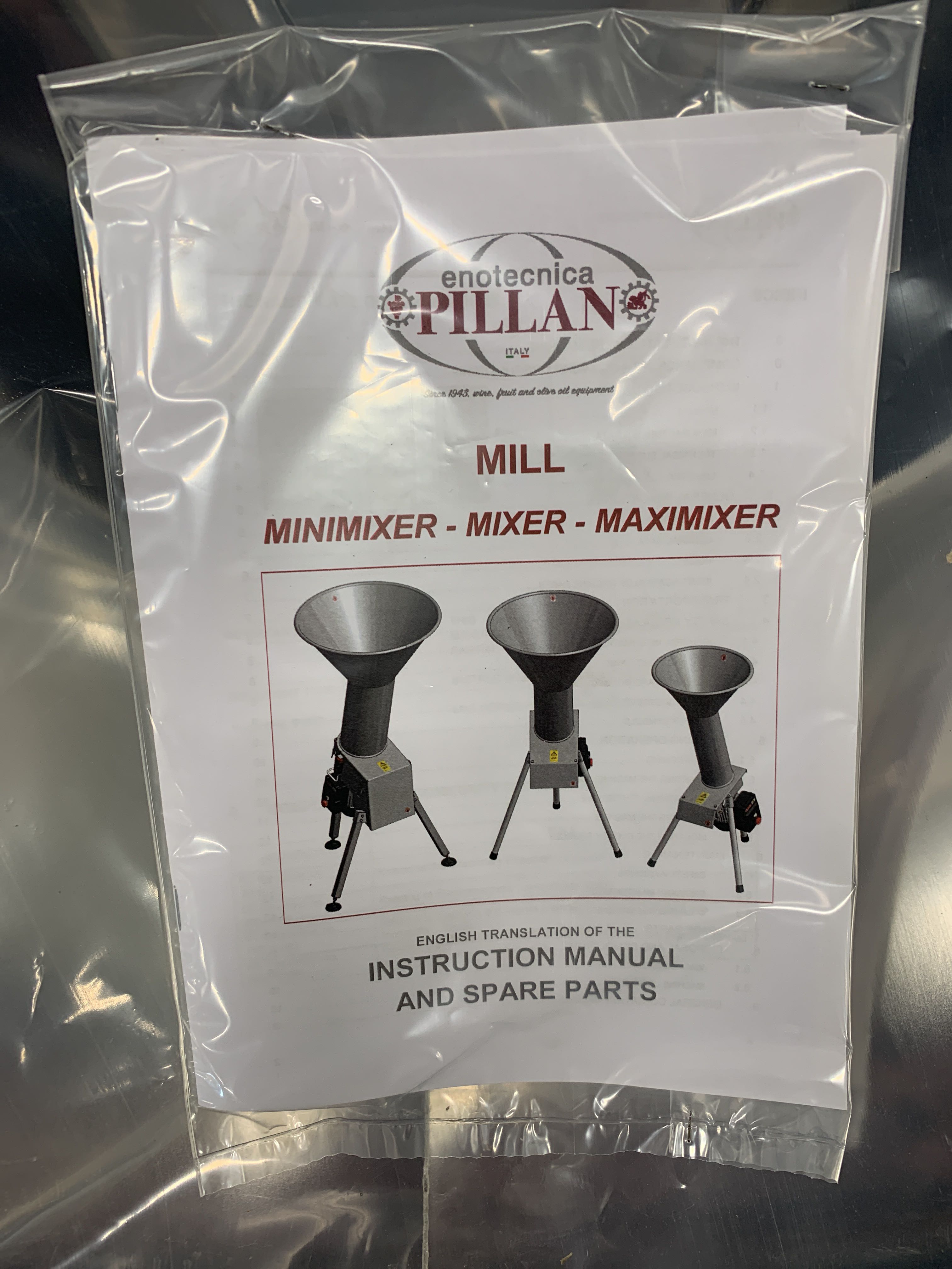 Fruit crusher EL 2HP Enotecnica Pillan SRL 230V, 30kg PS Auction We