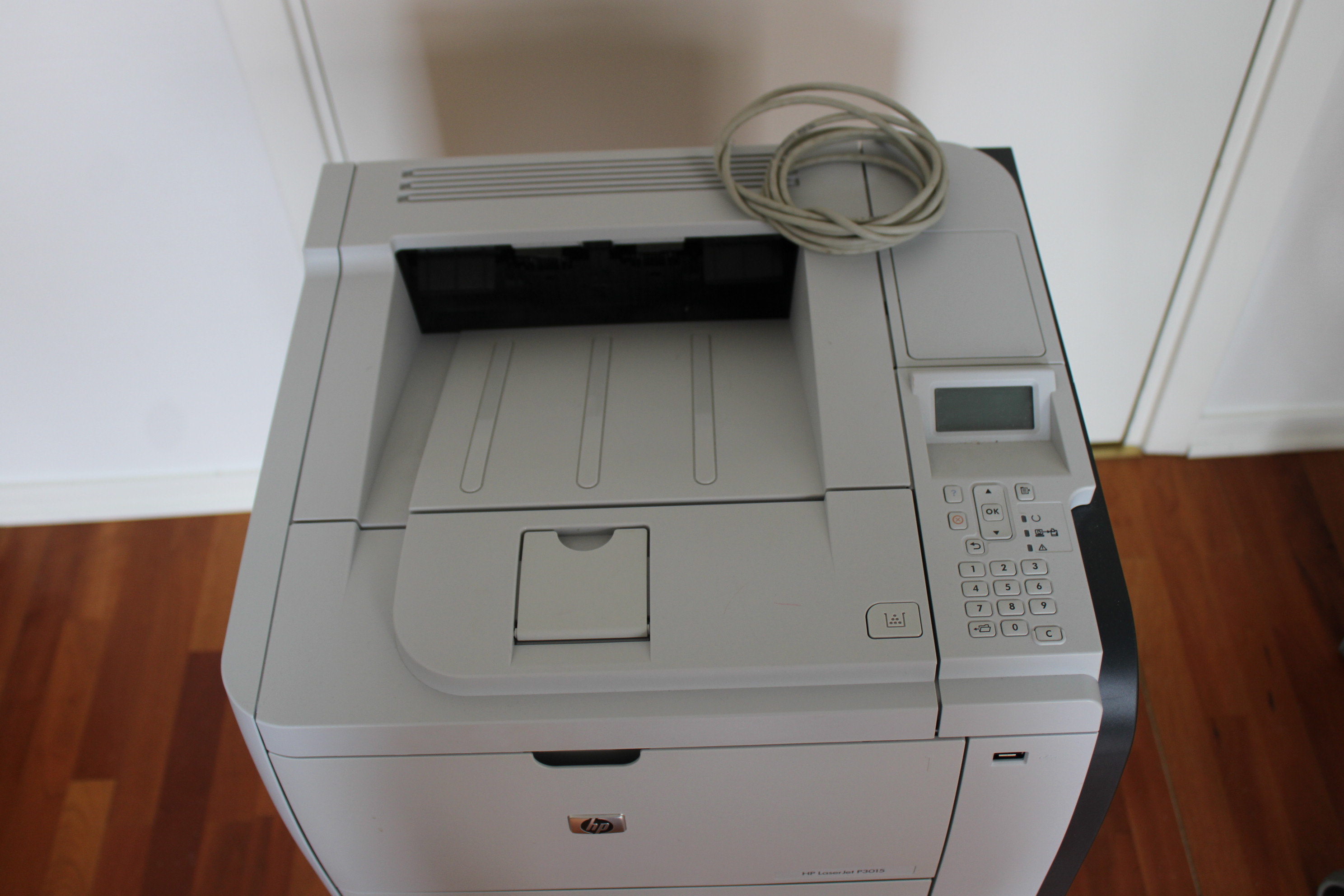 HP LaserJet P3015 - PS Auction - We 