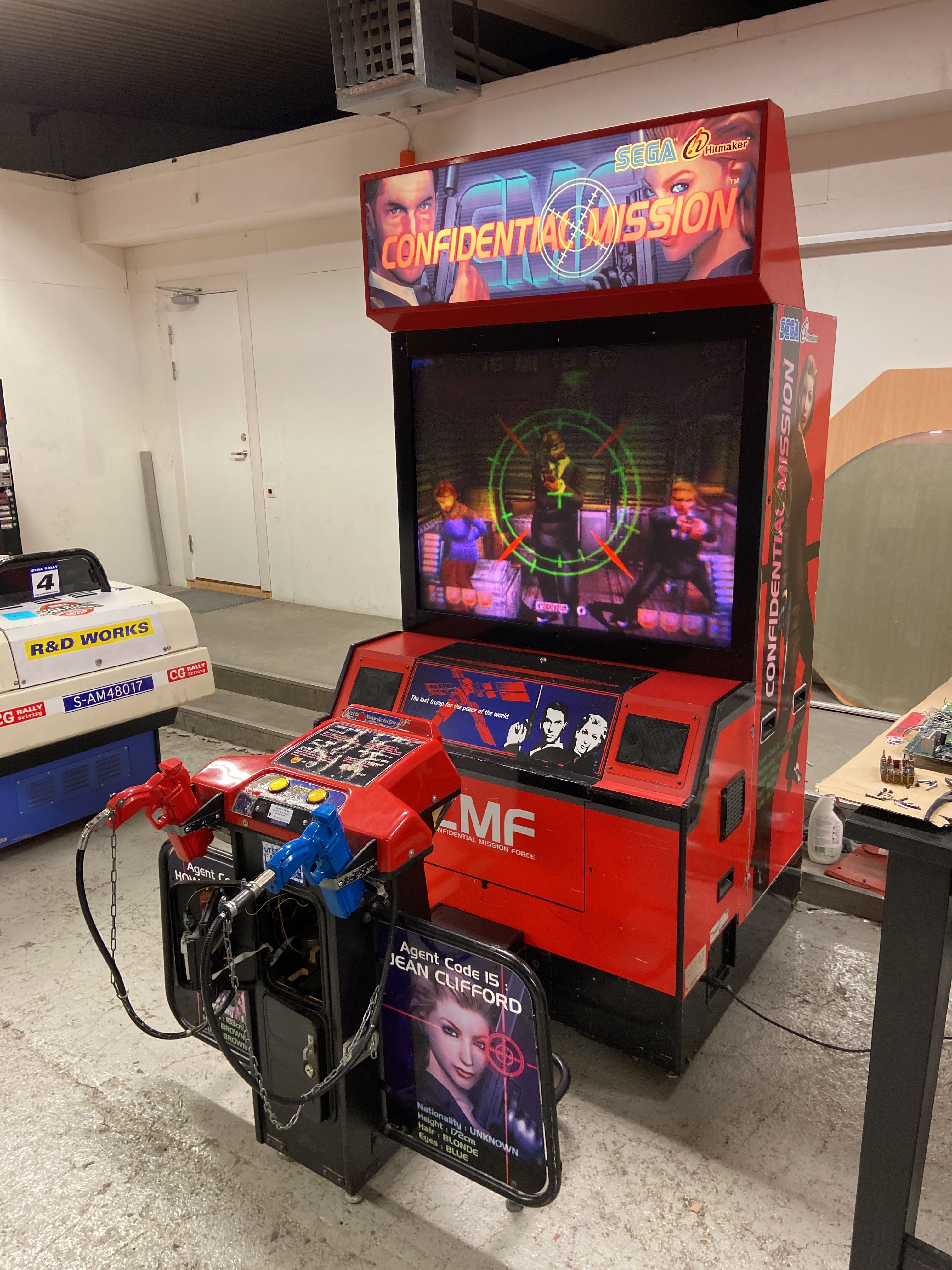 GUMP'S 『FORBIDDEN COURT』　4組(20点) Shooting game Confidential Mission - PS Auction - We value