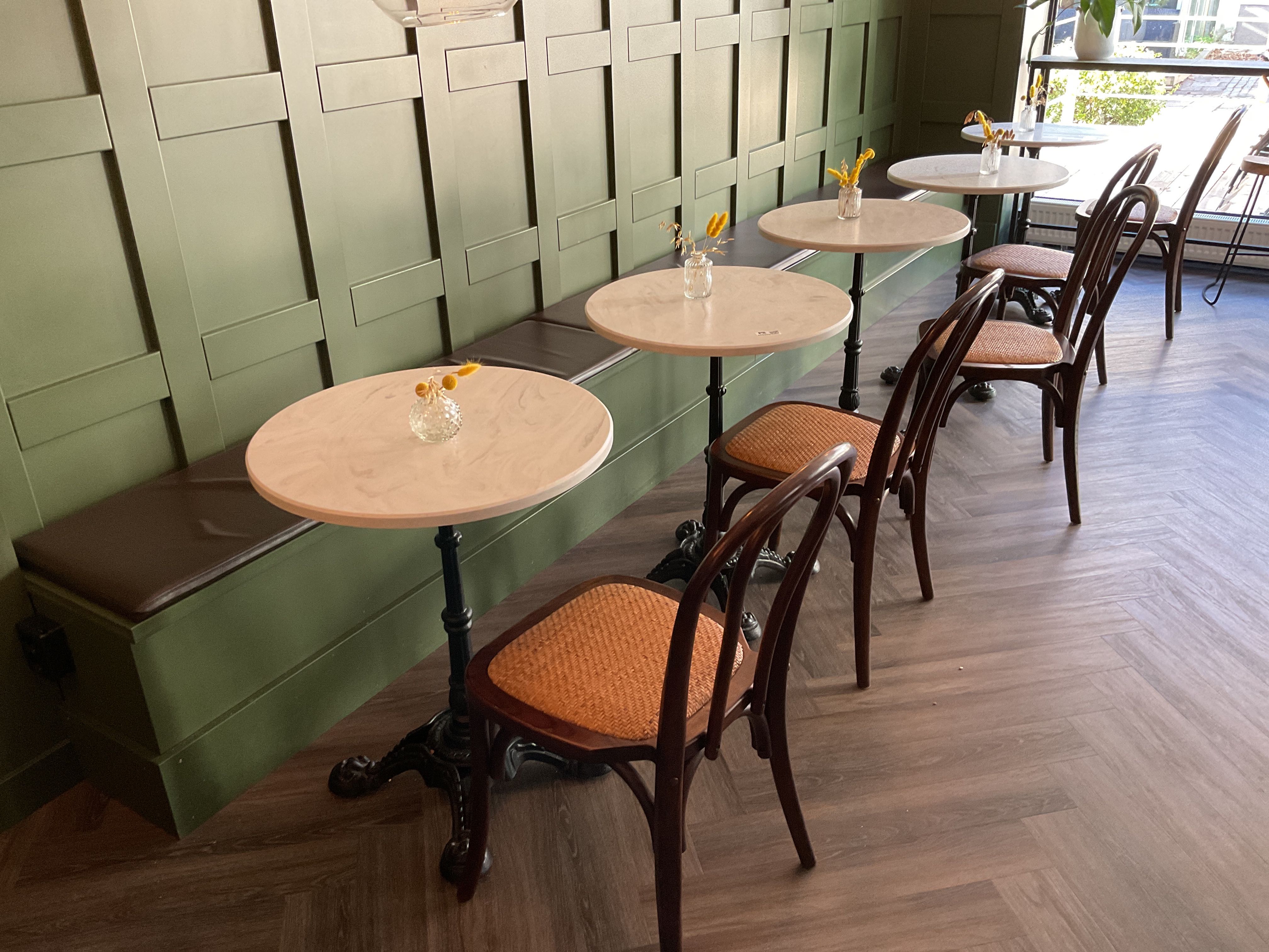 Cafe furniture PS Auction We value the future Largest in net auctions