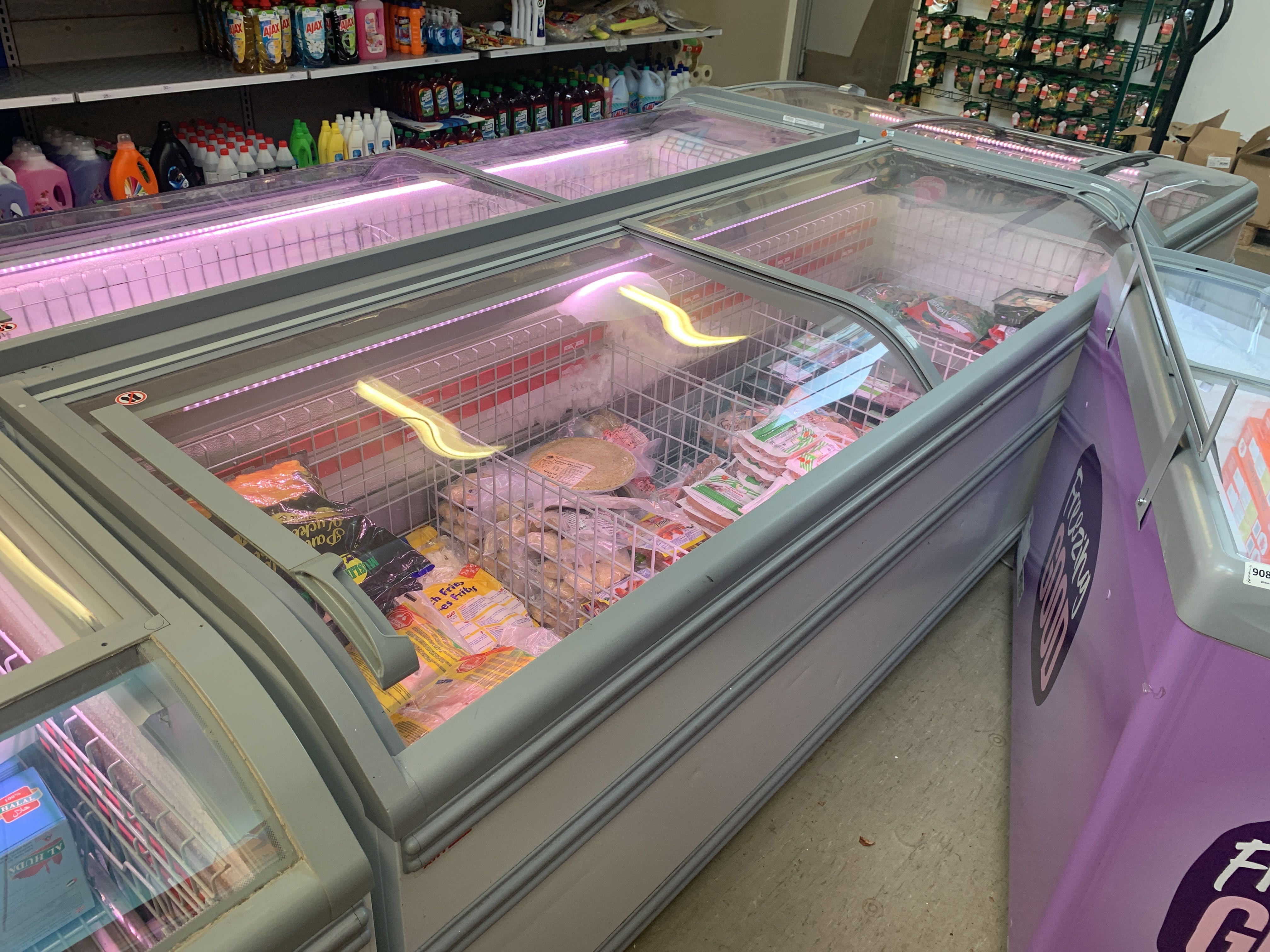 Top freezer AHT Miami 250 PS Auction We value the future Largest