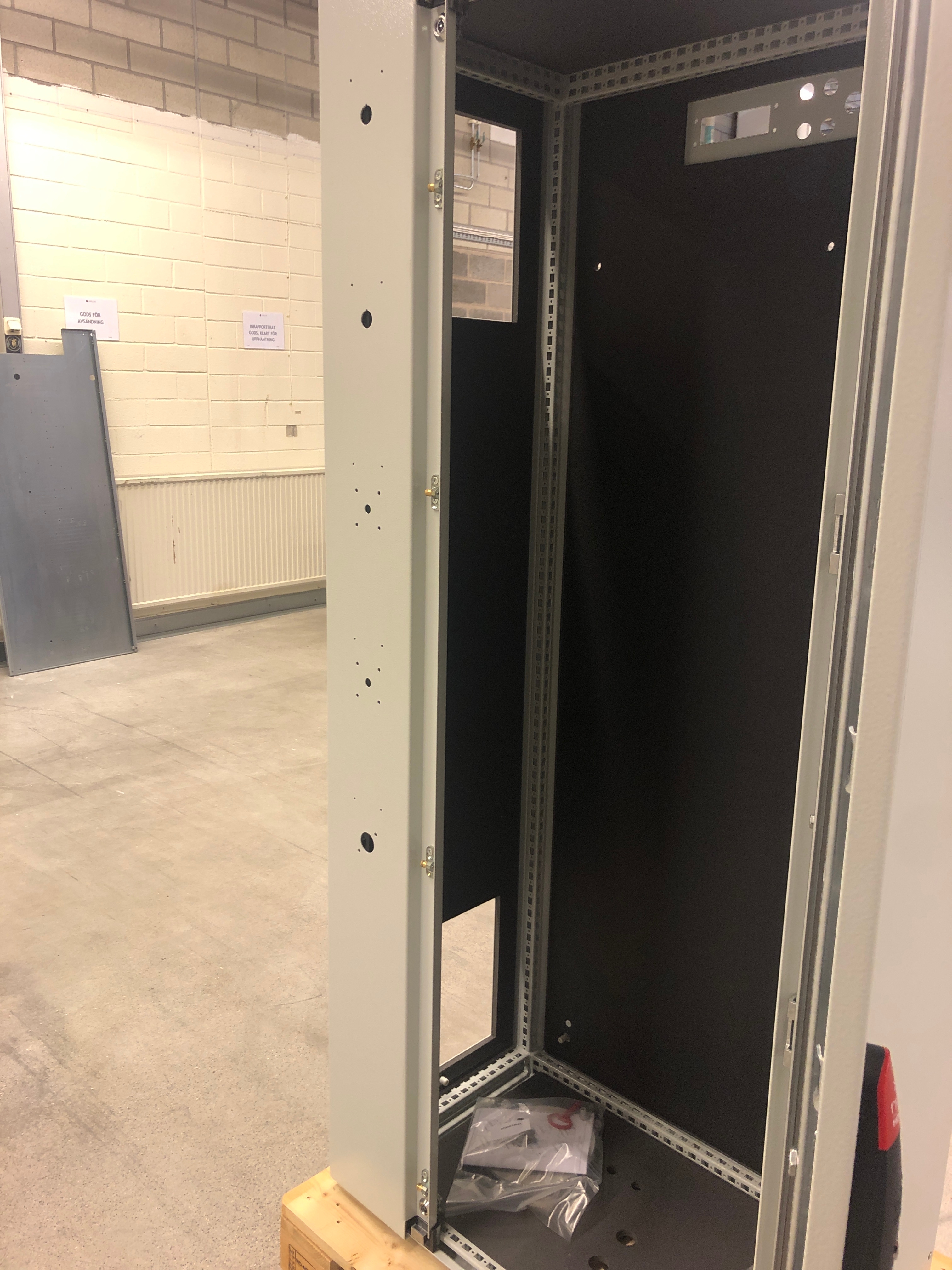 Control Unit Empty Empty control cabinet - PS Auction - We value the future - Largest in ...