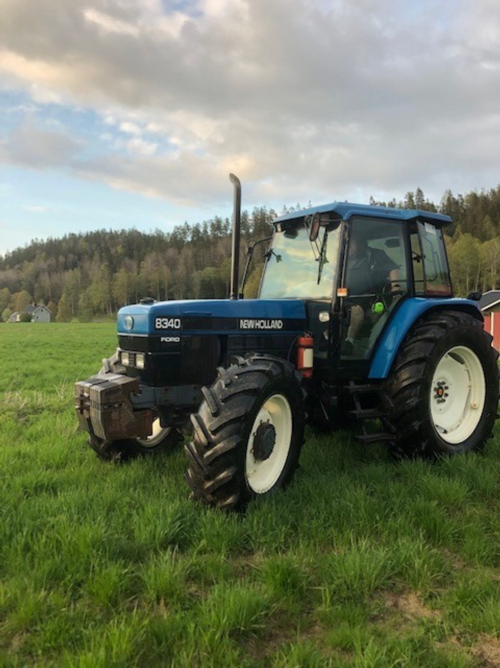 New Holland 8340 1996 - PS Auction - We value the future