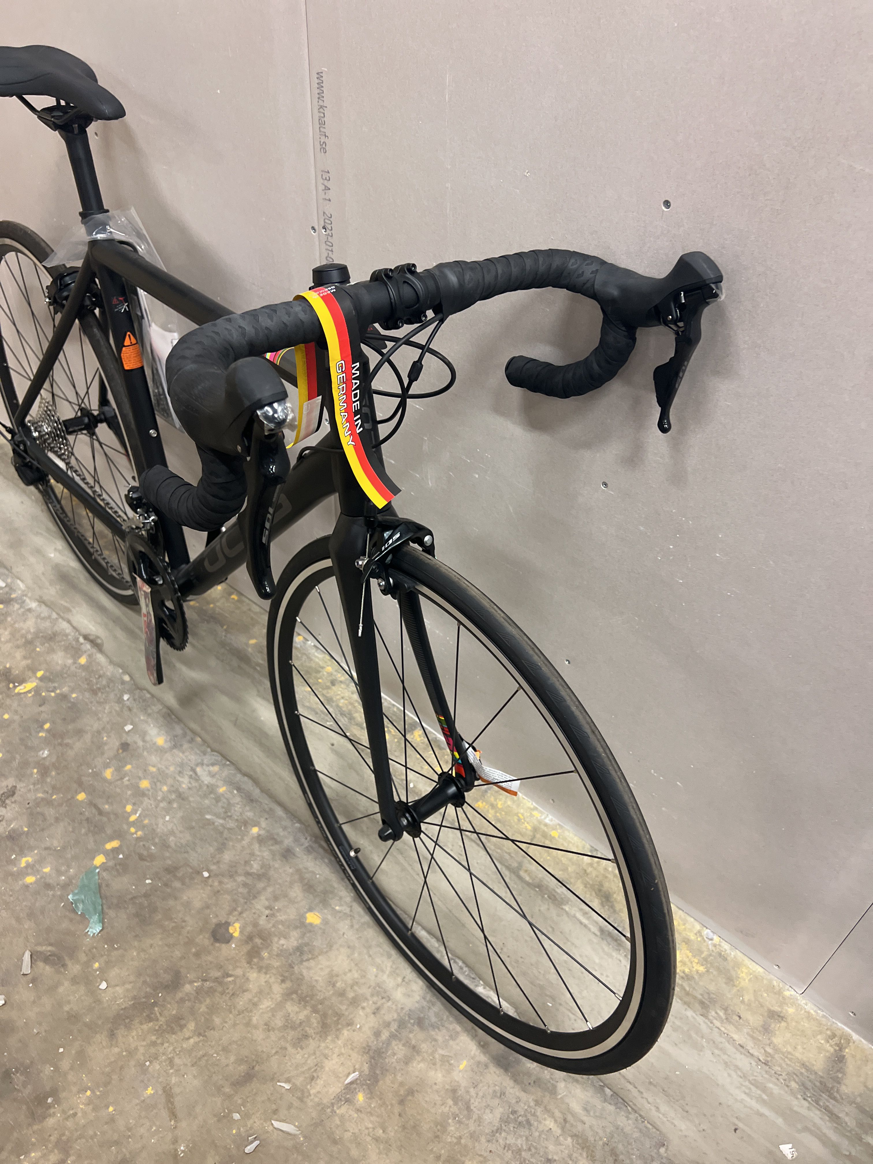 Sports bike Focus Izalco Race New/Unused - PS Auction - We value