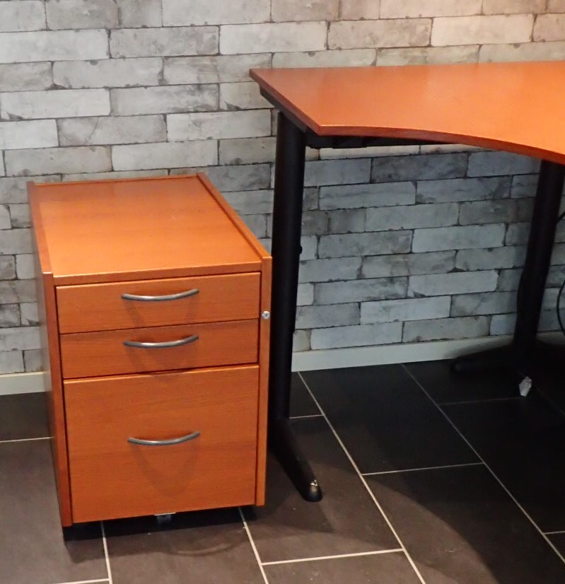 Office furniture PS Auction We value the future Largest in net