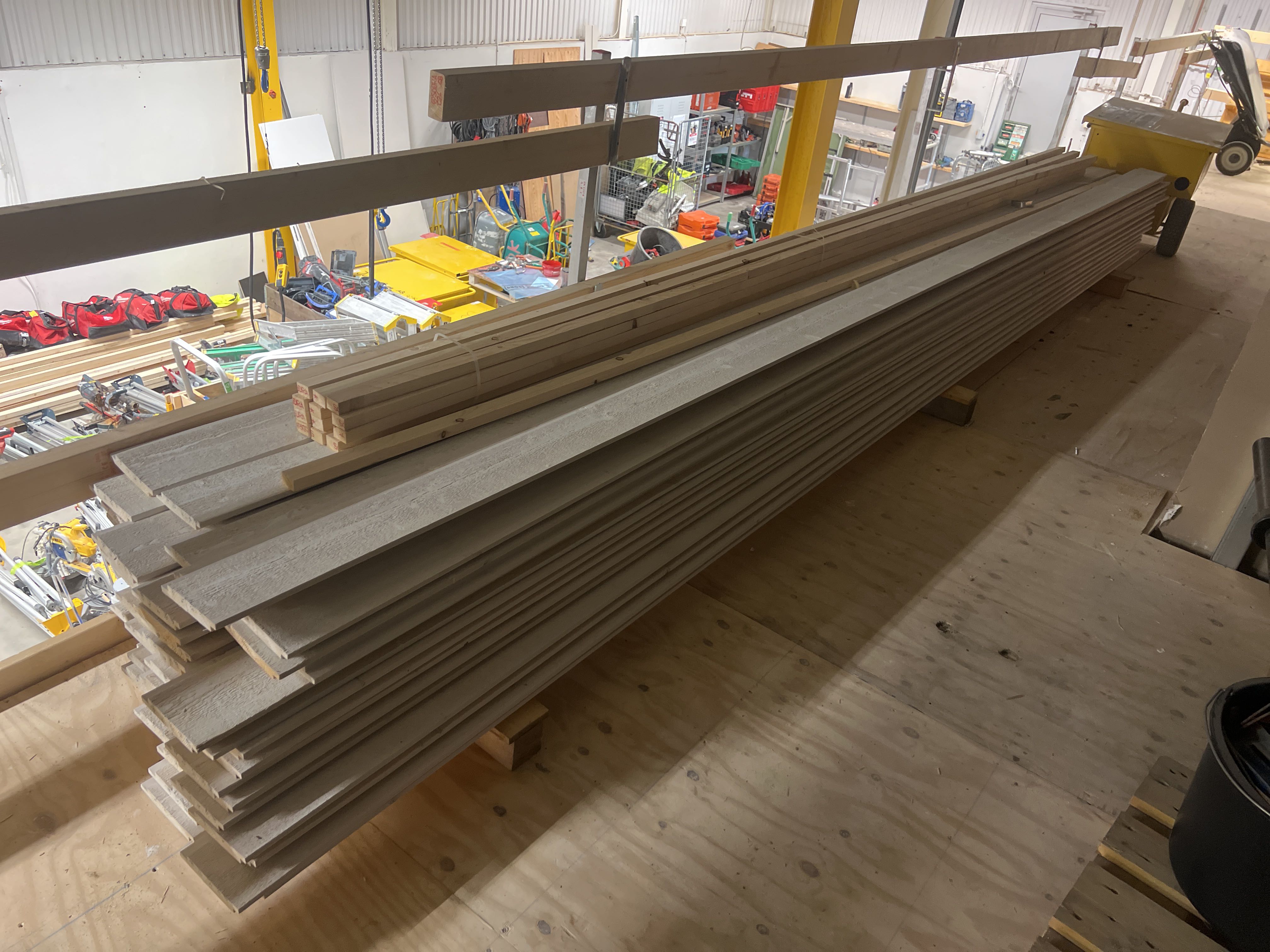 Building materials - PS Auction - We value the future - Largest in net ...
