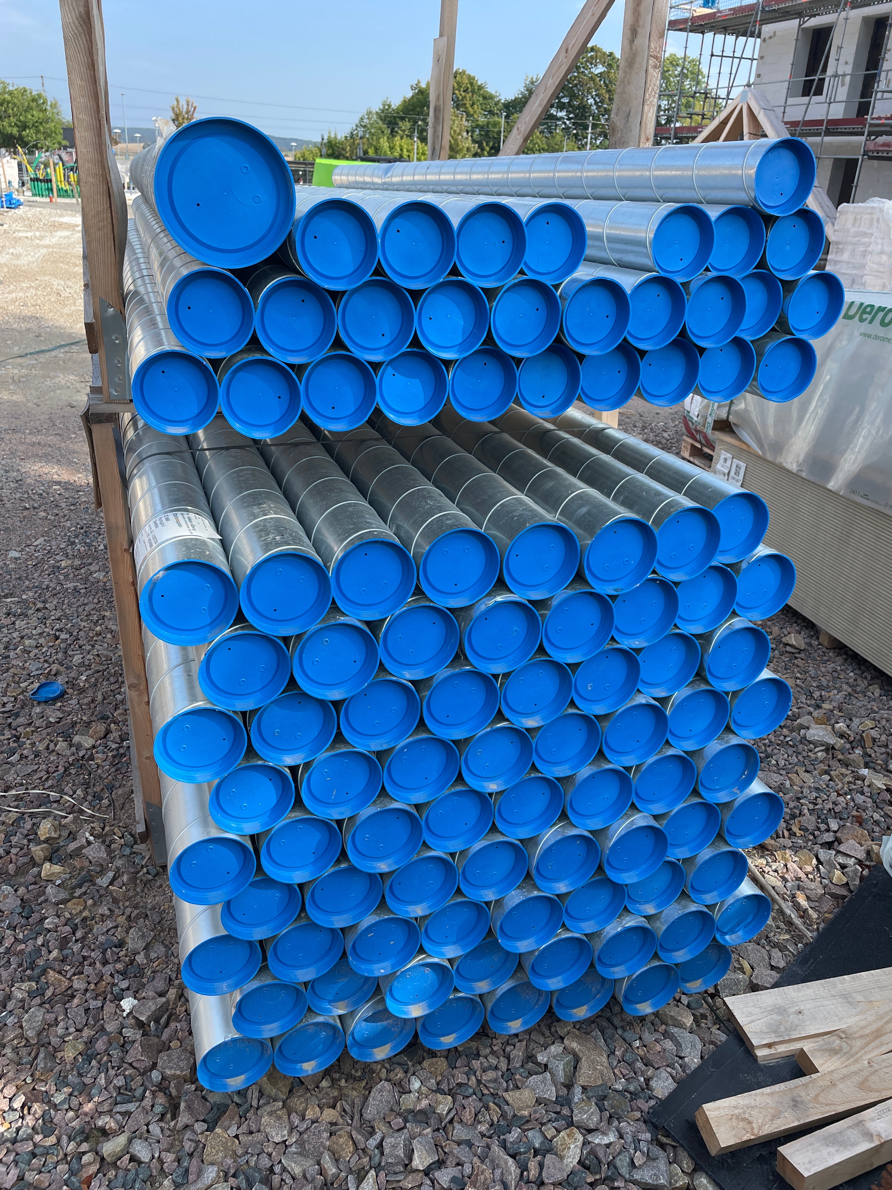Galvade rör 226mm Ø och 100mm, längd 3 meter - Auktioner online ...